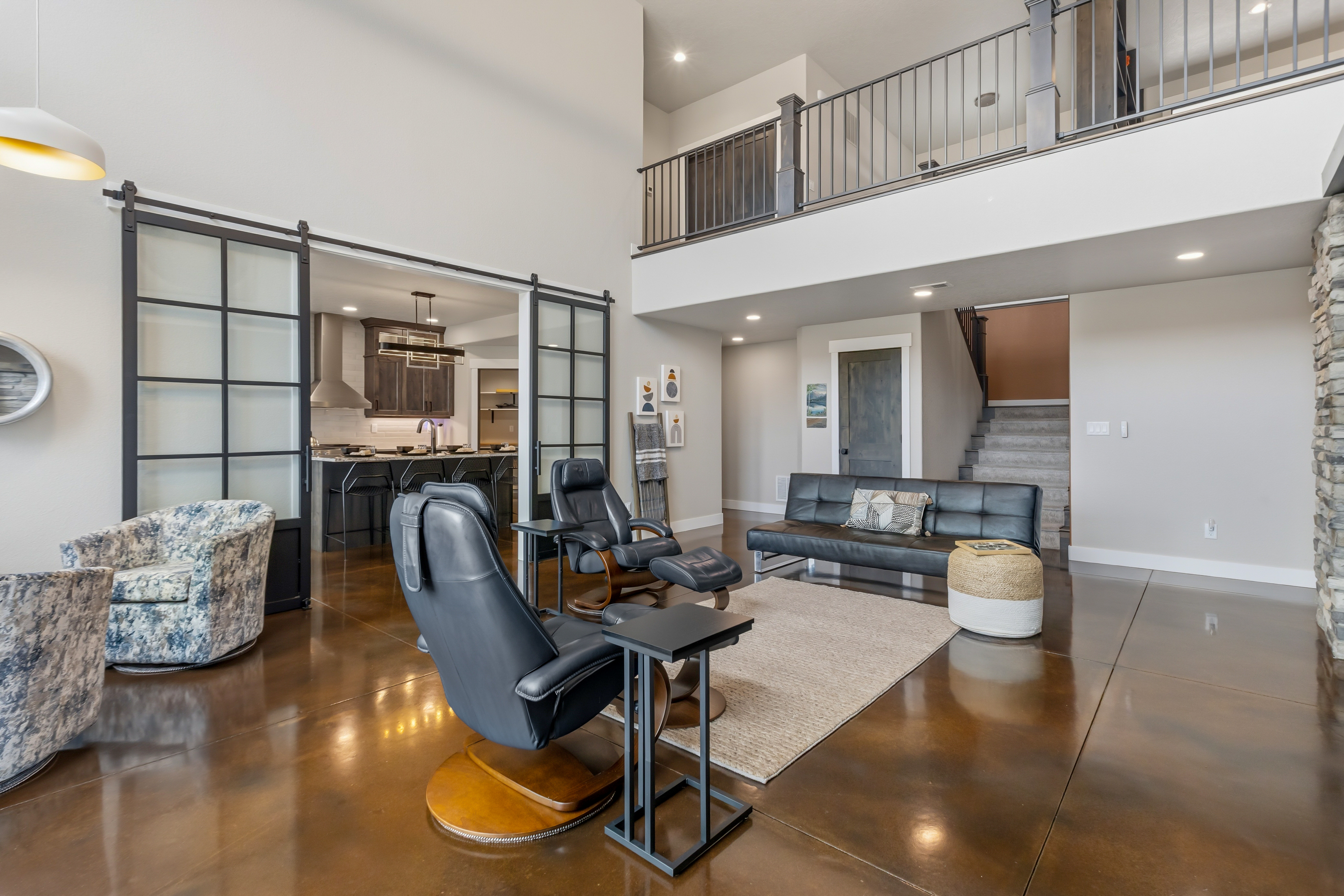  Custom-Built Home in the Highly Sought-After Pelican Lake Ranch Community - 物件實景