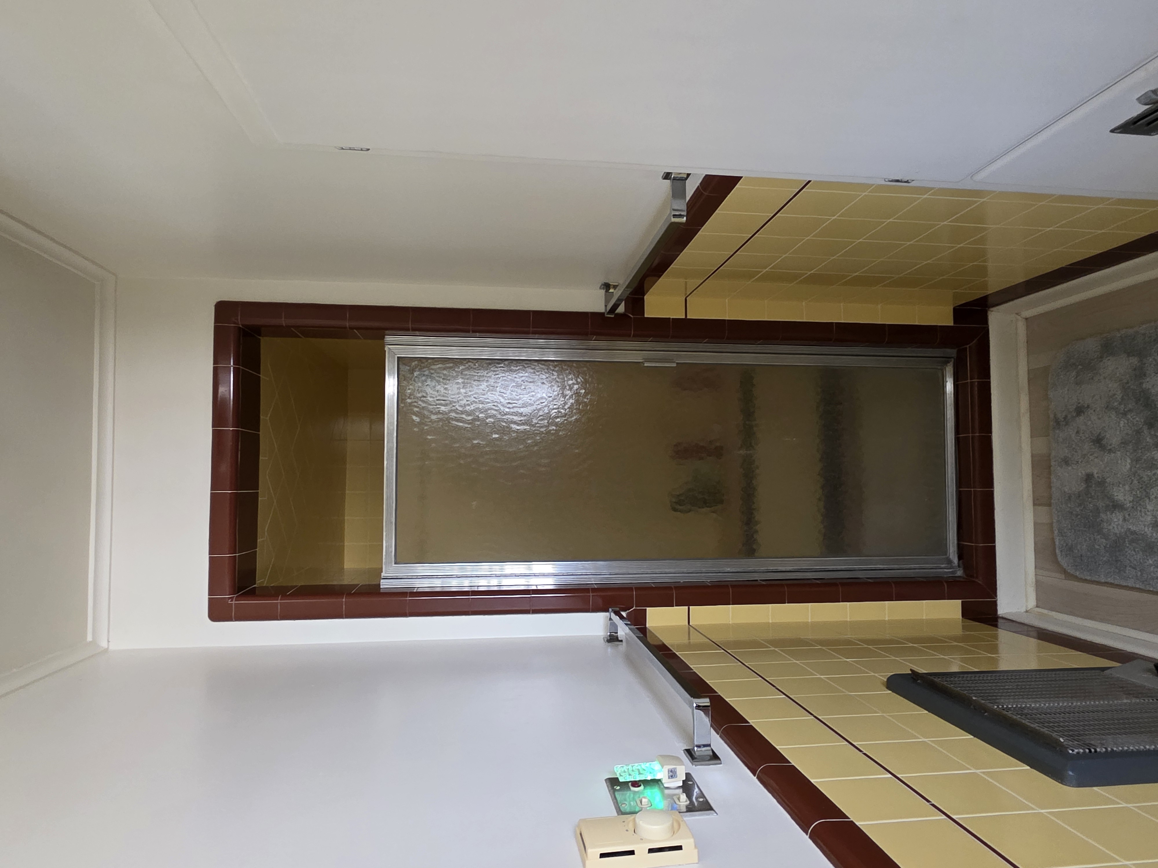 Dillon, Montana, 59725, United States, 5 Bedrooms Bedrooms, ,4 BathroomsBathrooms,Residential,For Sale,1980555