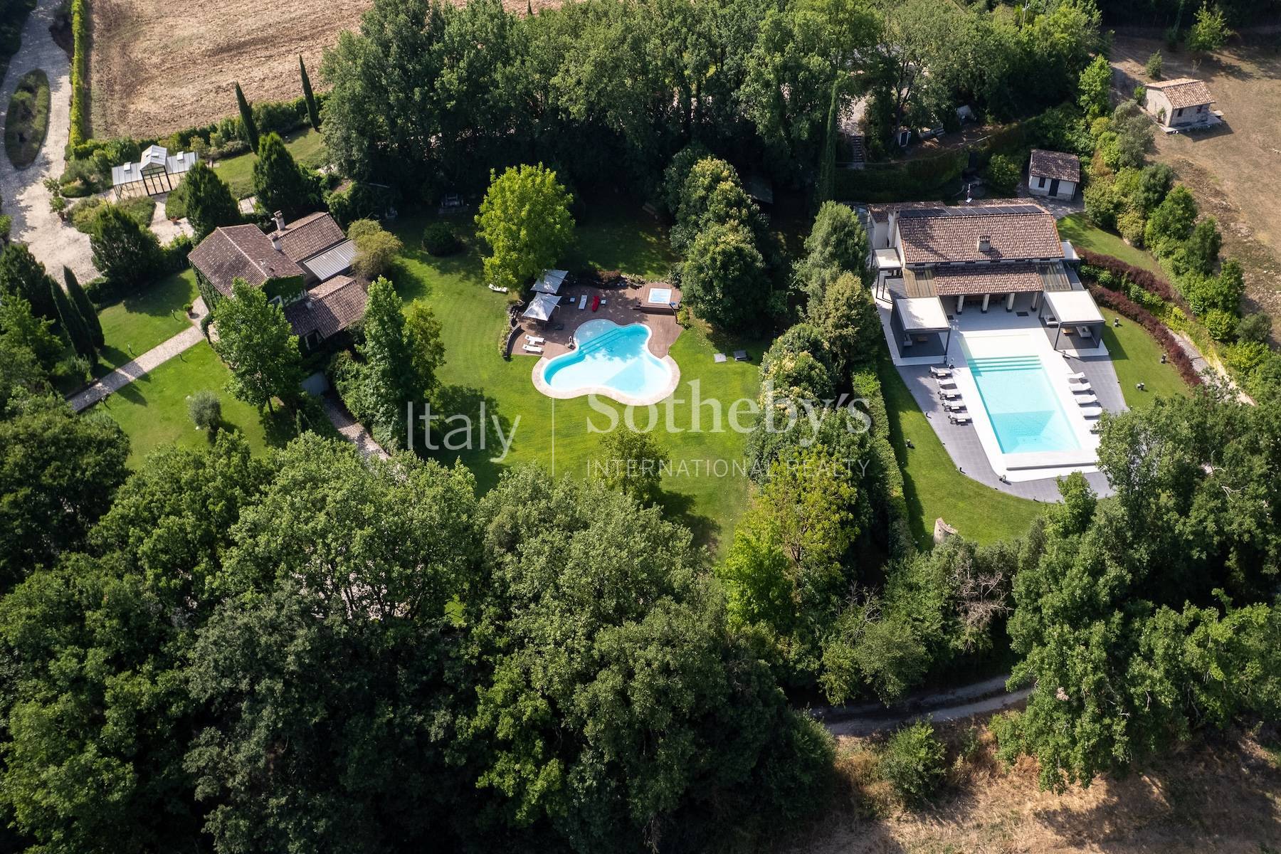  Prestigious Country Estate with Two Independent Residences - 物件實景