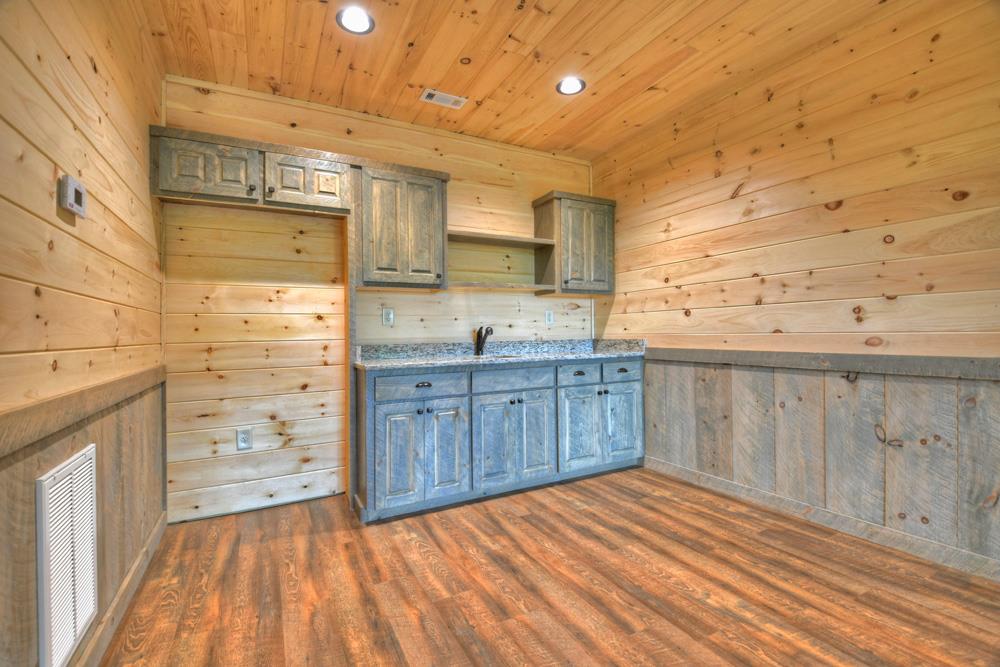 Mineral Bluff, Georgia, 30559, United States, 4 Bedrooms Bedrooms, ,4 BathroomsBathrooms,Residential,For Sale,1871299