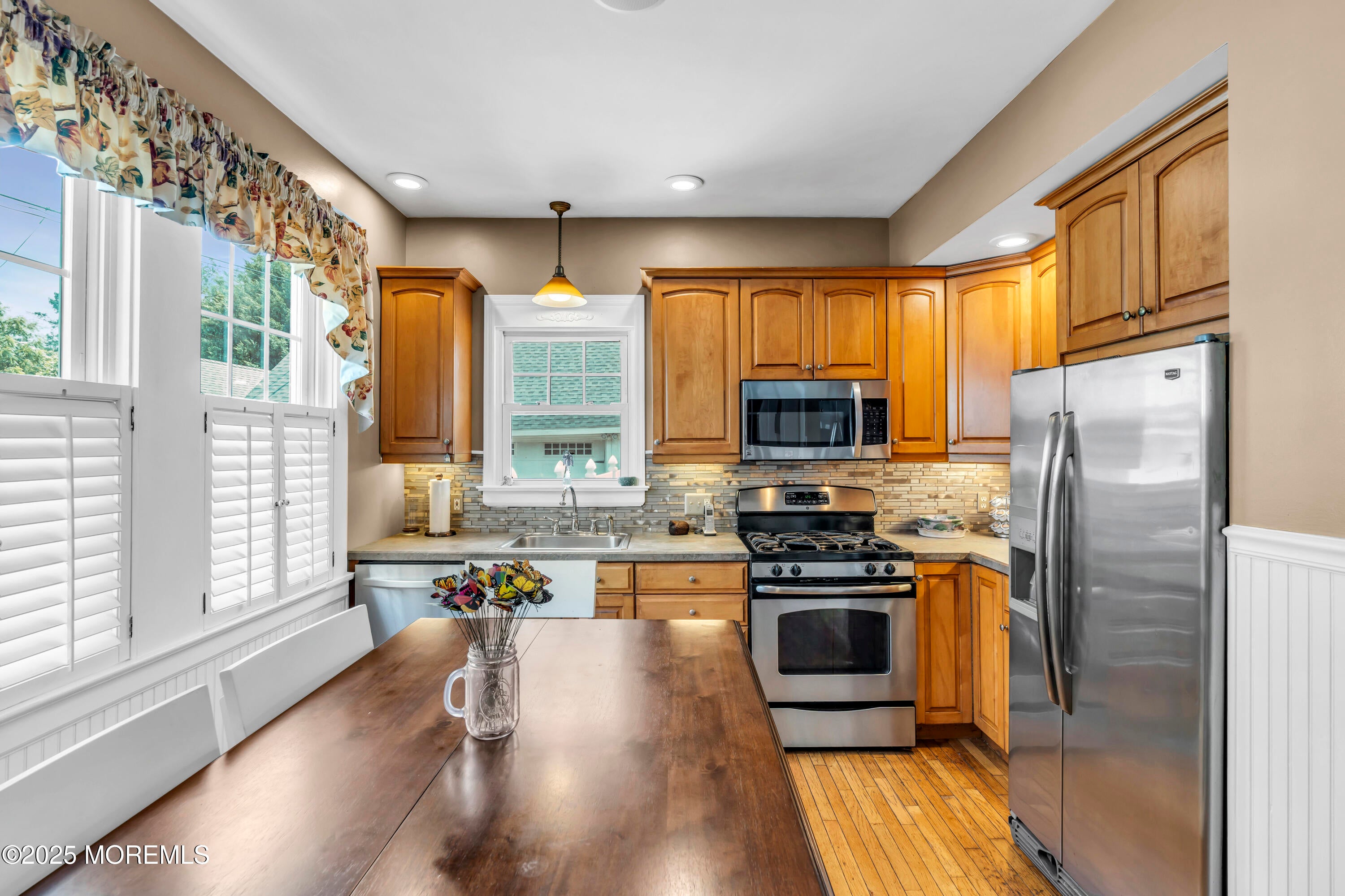 Freehold, New Jersey, 07728, United States, 3 Bedrooms Bedrooms, ,3 BathroomsBathrooms,Residential,For Sale,1983840