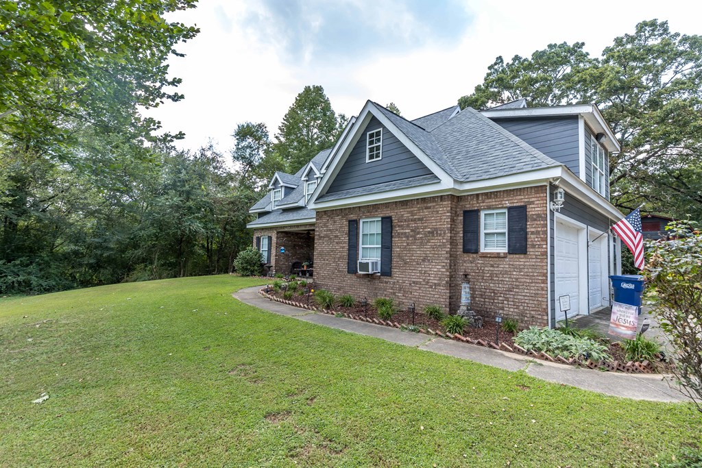 Salem, Alabama, 36874, United States, 4 Bedrooms Bedrooms, ,4 BathroomsBathrooms,Residential,For Sale,1947169