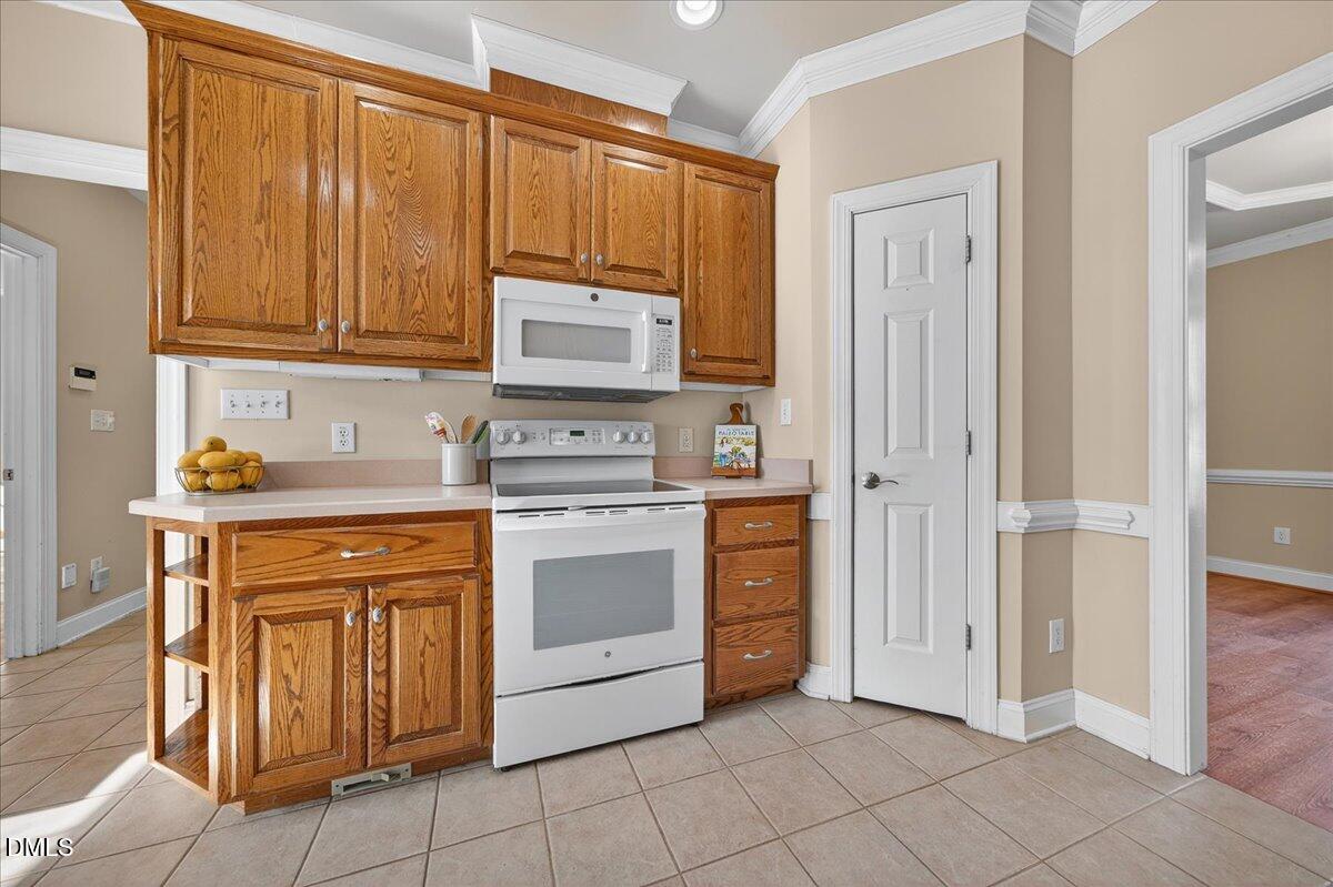 Raleigh, North Carolina, 27603, United States, 3 Bedrooms Bedrooms, ,4 BathroomsBathrooms,Residential,For Sale,1995436