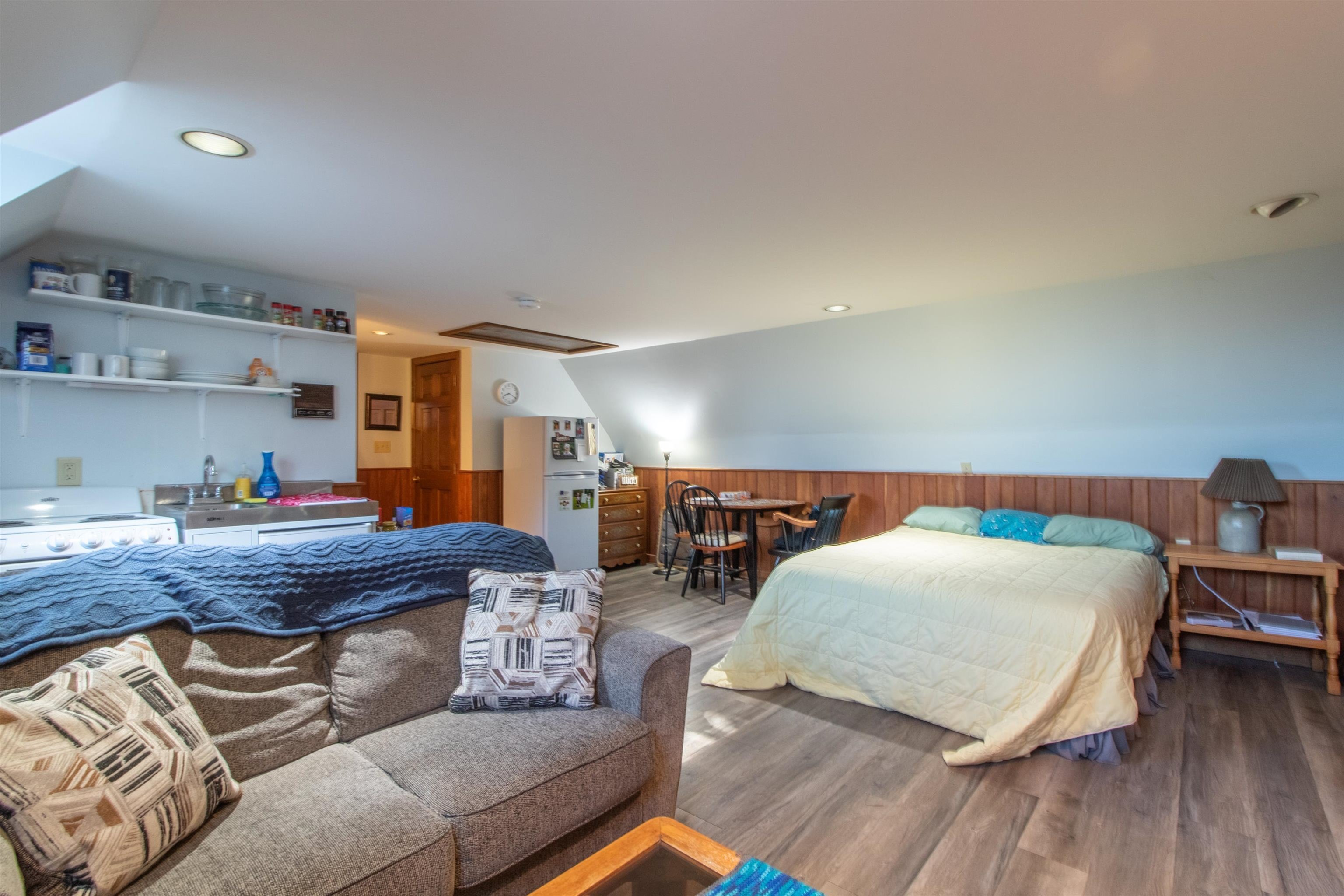 Lyndon, Vermont, 05851, United States, 3 Bedrooms Bedrooms, ,1 BathroomBathrooms,Residential,For Sale,1983968