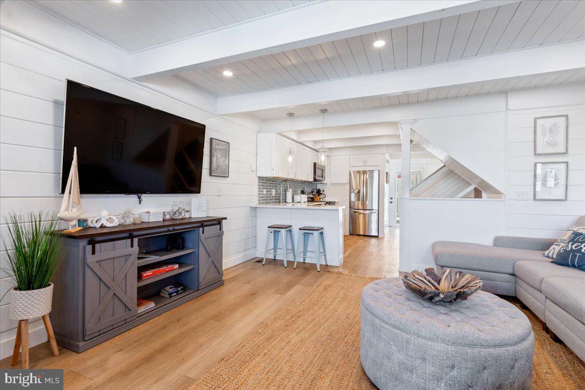 Ocean City, Maryland, 21842, United States, 4 Bedrooms Bedrooms, ,4 BathroomsBathrooms,Residential,For Sale,1989462