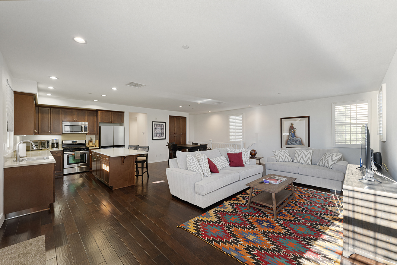 Ontario, California, 91761, United States, 2 Bedrooms Bedrooms, ,2 BathroomsBathrooms,Residential,For Sale,1928466