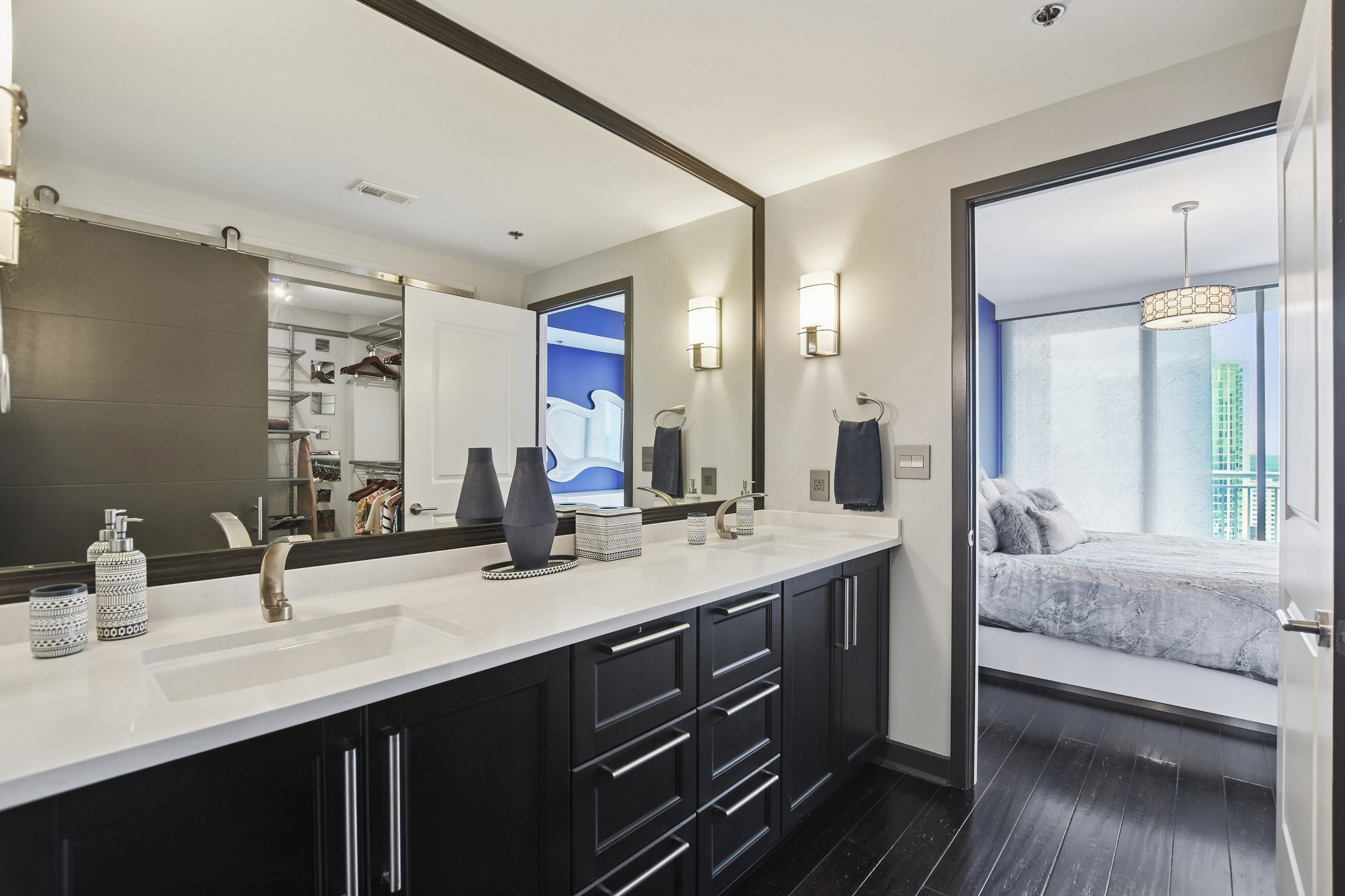  Stunning Two Bedroom Buckhead Condo with Breathtaking Corner Views - 物件實景