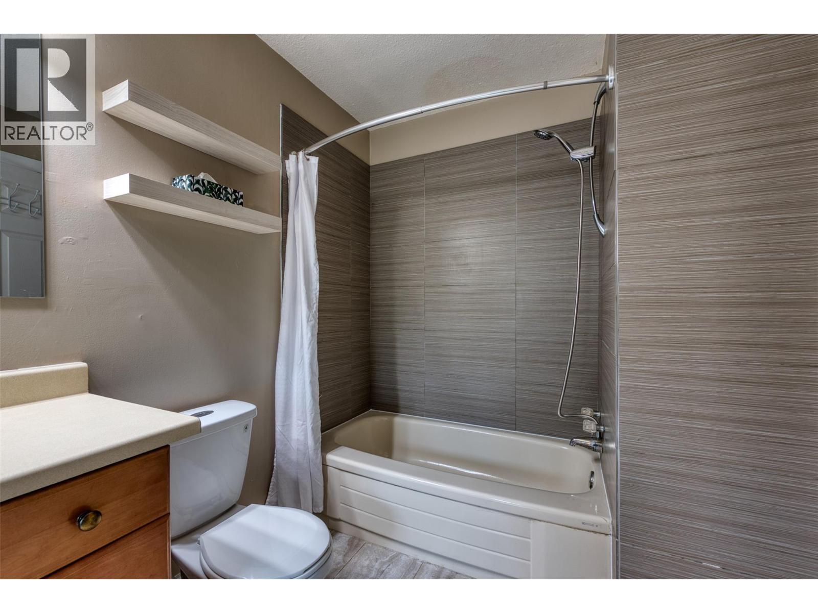 KELOWNA, British Columbia, V1Y 6S9, CA, 5 Bedrooms Bedrooms, ,3 BathroomsBathrooms,Residential,For Sale,1876948