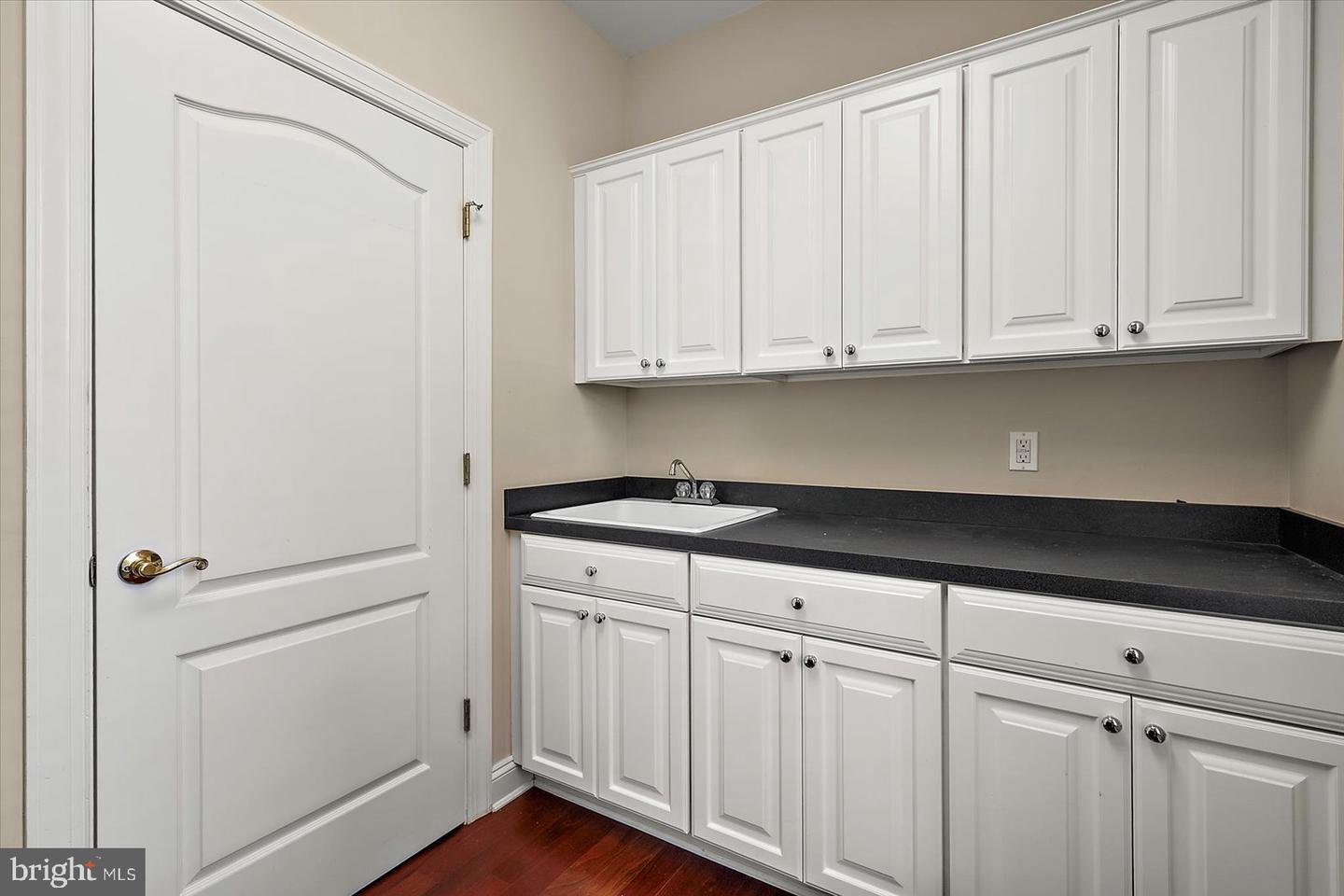 Salisbury, Maryland, 21801, United States, 4 Bedrooms Bedrooms, ,4 BathroomsBathrooms,Residential,For Sale,1874364