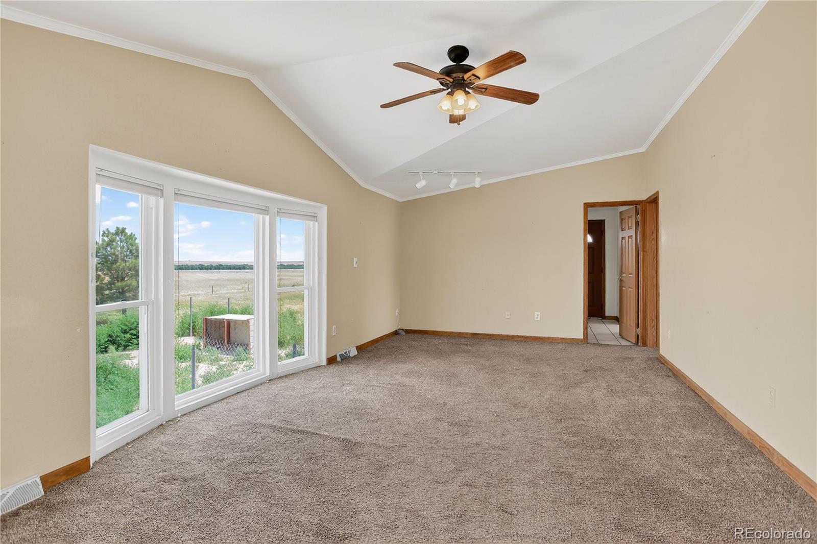 Byers, Colorado, 80103, United States, 5 Bedrooms Bedrooms, ,4 BathroomsBathrooms,Residential,For Sale,1896290