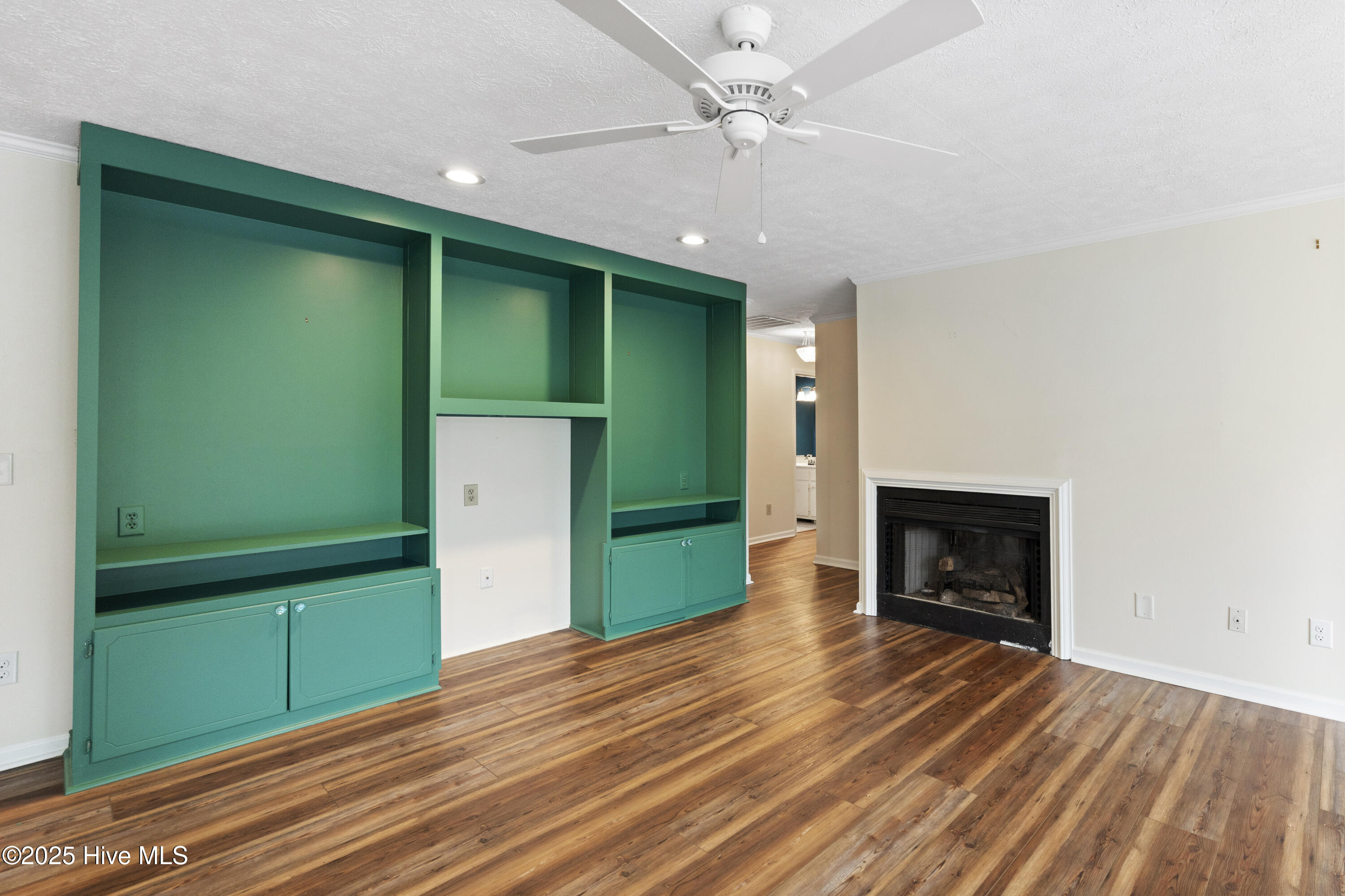 Emerald Isle, North Carolina, 28594, United States, 3 Bedrooms Bedrooms, ,3 BathroomsBathrooms,Residential,For Sale,1991113