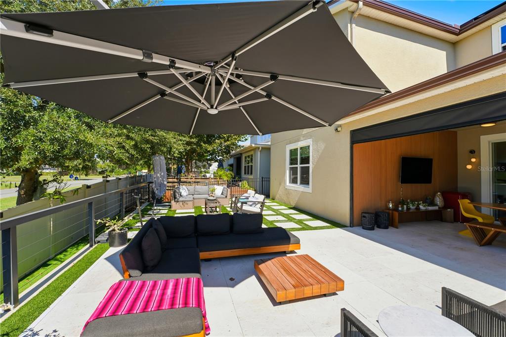 Winter Garden, Florida, 34787, United States, 5 Bedrooms Bedrooms, ,5 BathroomsBathrooms,Residential,For Sale,1987949