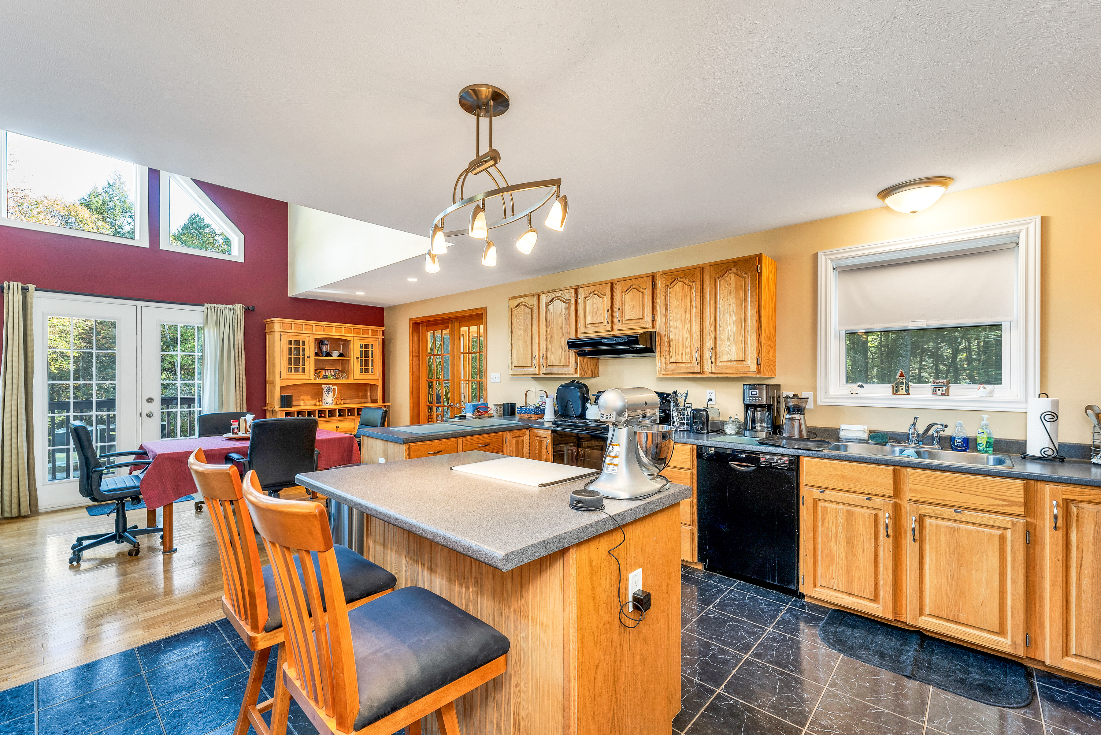 Sanbornton, New Hampshire, 03269, United States, 4 Bedrooms Bedrooms, ,2 BathroomsBathrooms,Residential,For Sale,1977534