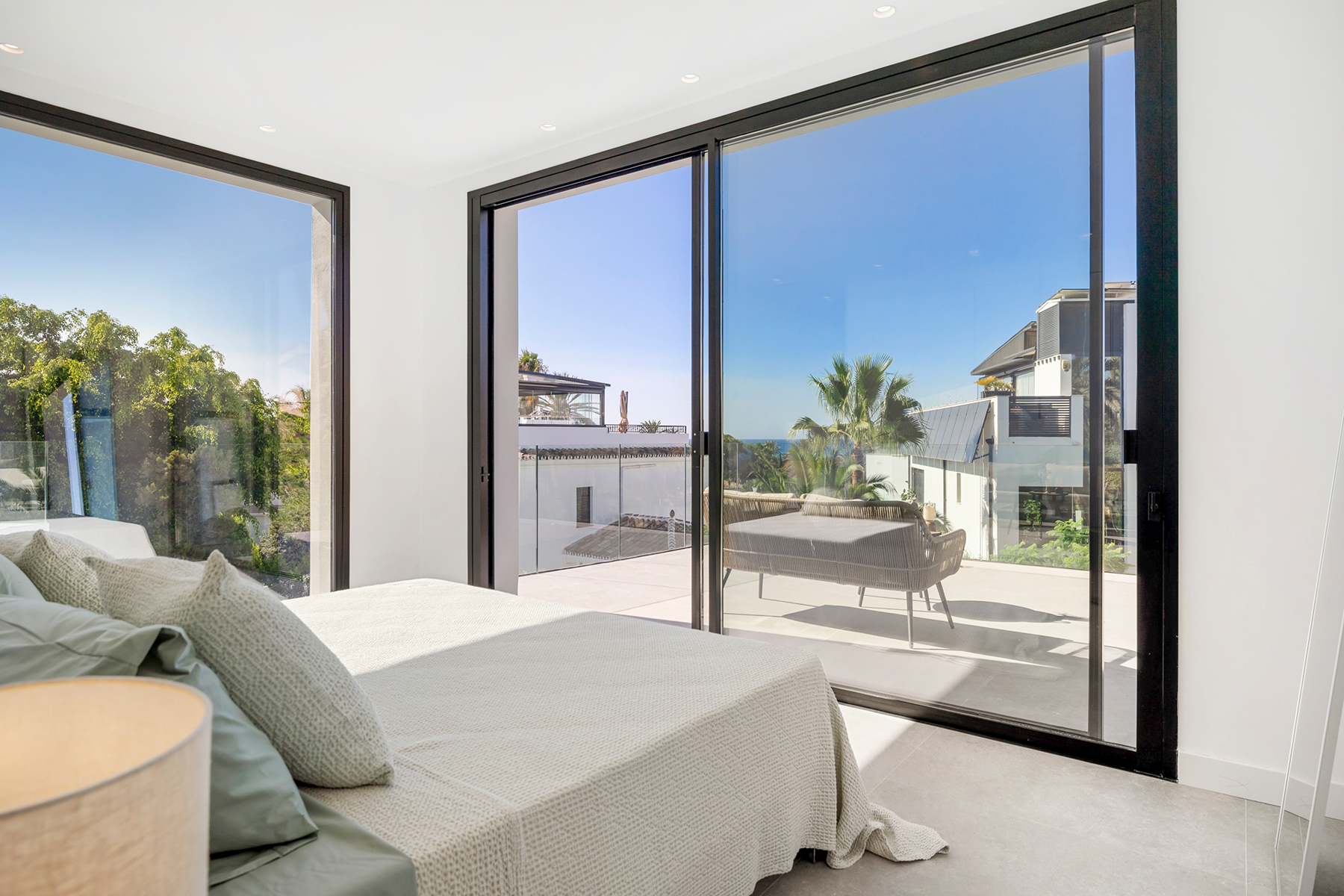  Newly Built Villa a Short Walk to the Beach in the Prestigious Marbesa Area - 物件實景