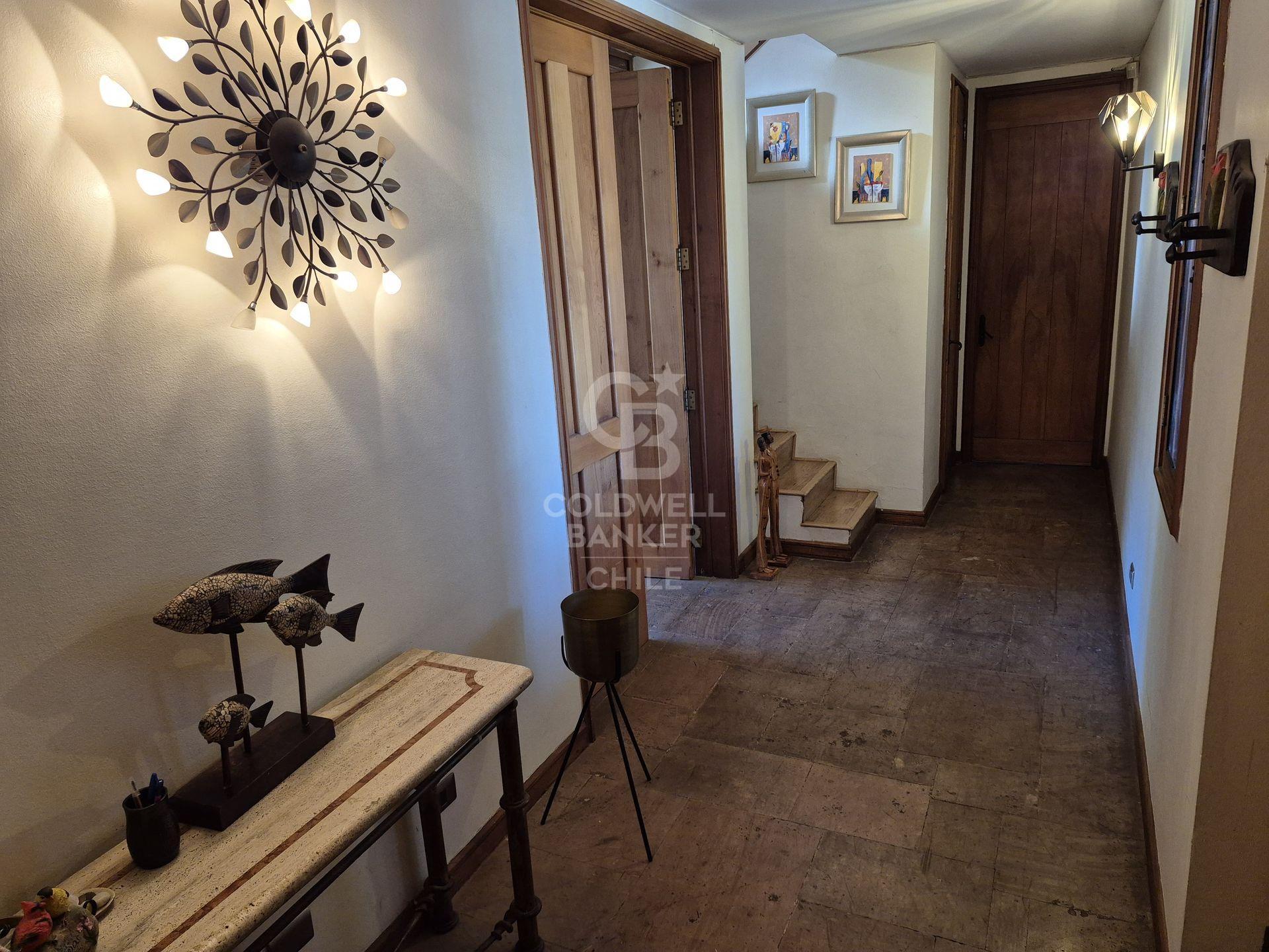Lo Barnechea, Chile, 5 Bedrooms Bedrooms, ,3 BathroomsBathrooms,Residential,For Sale,1925328