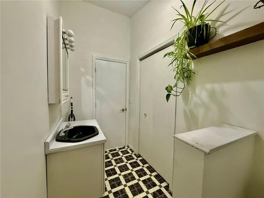 Alexandria Twp, Minnesota, 56308, United States, 5 Bedrooms Bedrooms, ,2 BathroomsBathrooms,Residential,For Sale,2036920