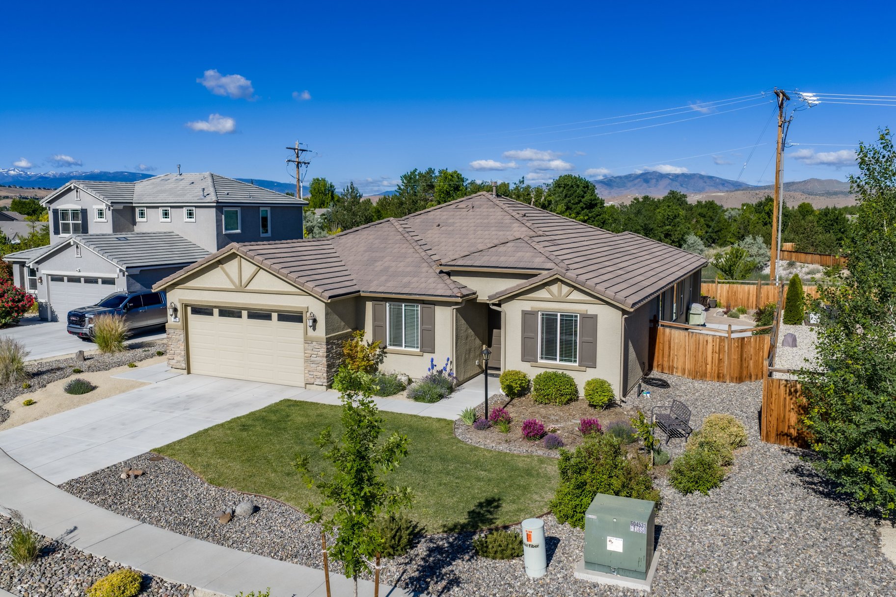  Welcome to 7239 Early Dawn Court, located in desirable Wingfield Springs - 物件實景