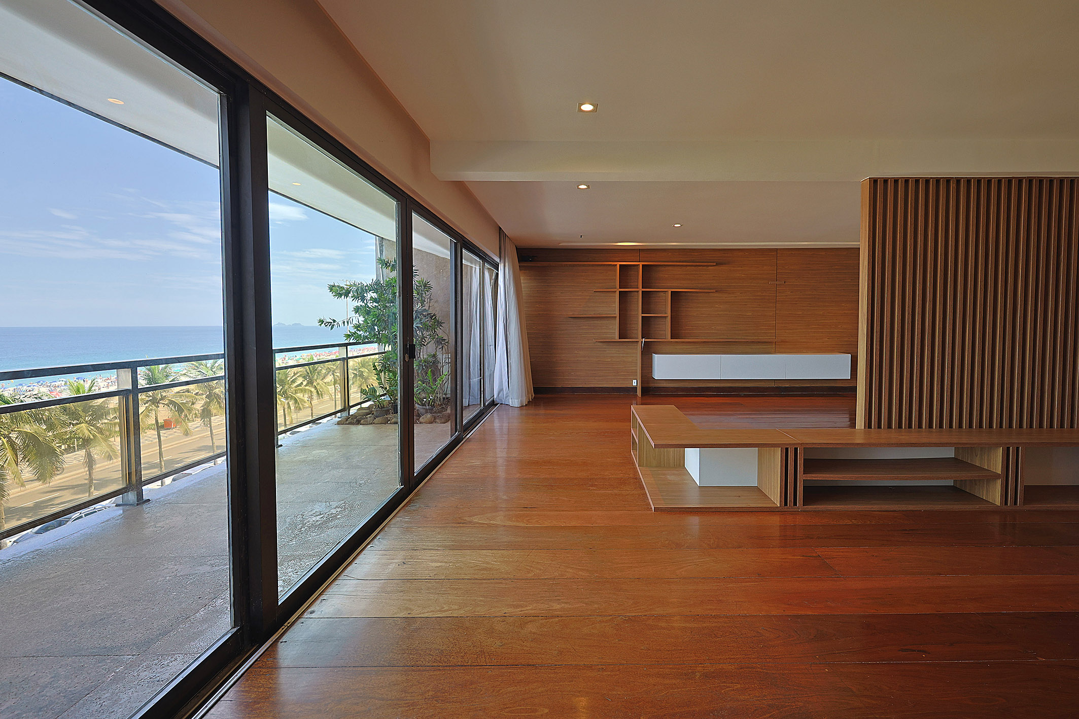  Apartment with direct ocean views in a building with amenities - 物件實景