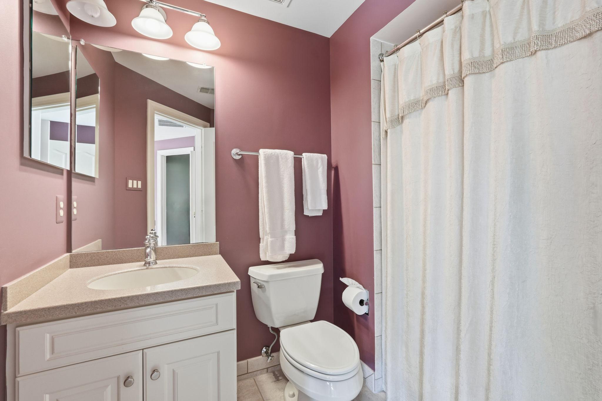  7818 Crownhurst Court, Mclean, VA, 22102 - 物件實景