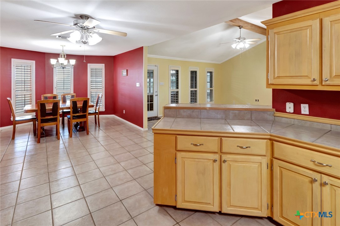 Victoria, Texas, 77904, United States, 3 Bedrooms Bedrooms, ,3 BathroomsBathrooms,Residential,For Sale,1989314