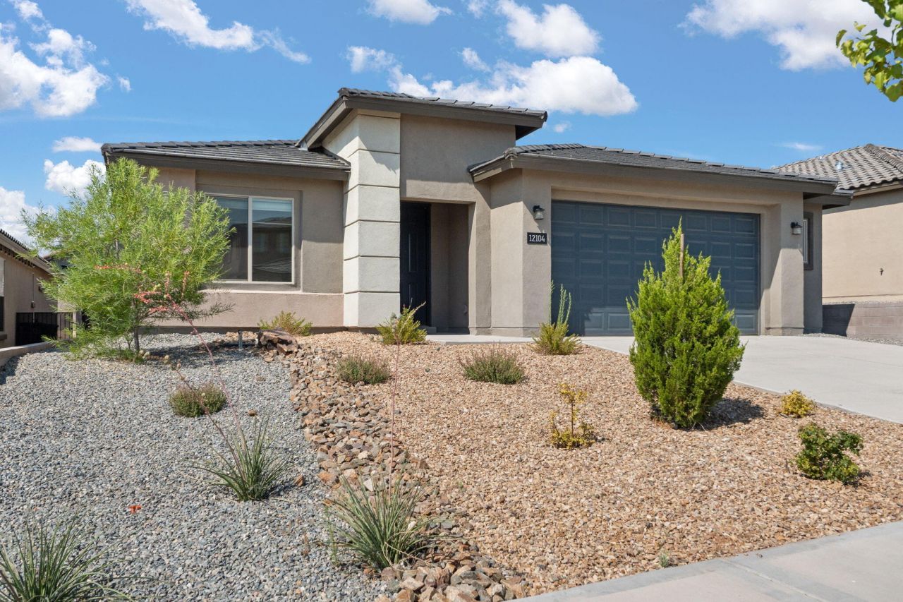 Albuquerque, New Mexico, 87120, United States, 4 Bedrooms Bedrooms, ,2 BathroomsBathrooms,Residential,For Sale,1917579