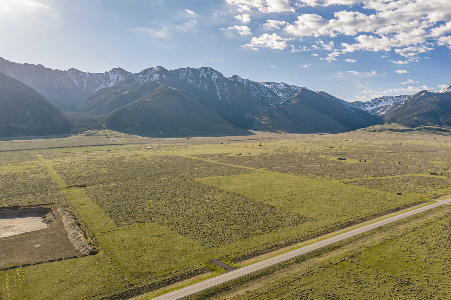  440 MT Highway 87 - 物件實景