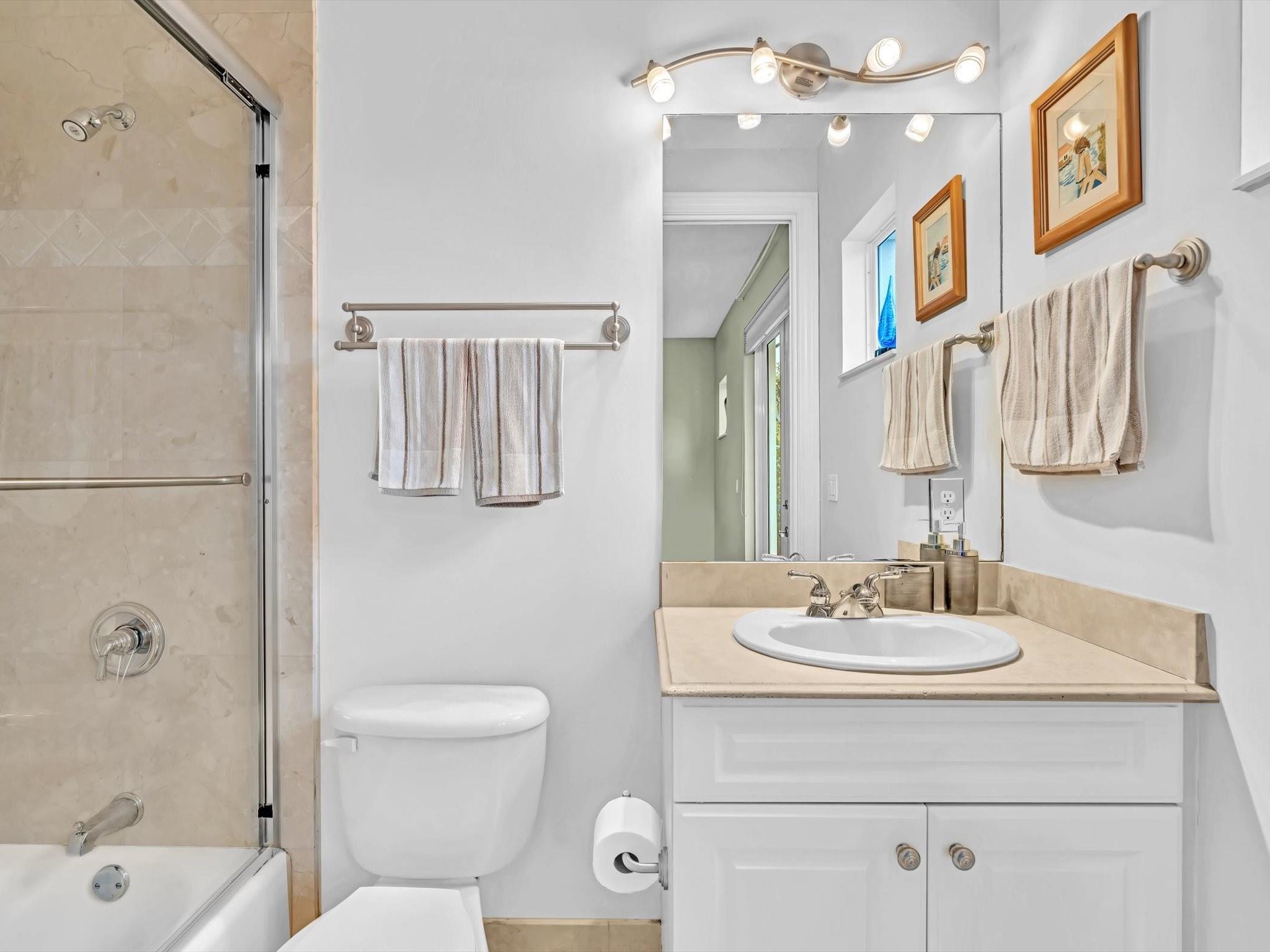 Fort Lauderdale, Florida, 33301, United States, 3 Bedrooms Bedrooms, ,5 BathroomsBathrooms,Residential,For Sale,1979910