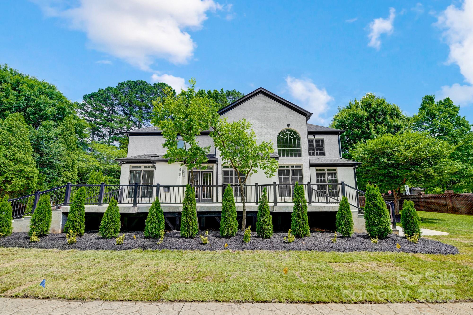 Charlotte, North Carolina, 28226, United States, 4 Bedrooms Bedrooms, ,4 BathroomsBathrooms,Residential,For Sale,1795326