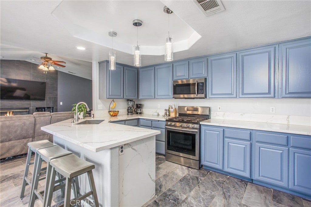 Yucaipa, California, 92399, United States, 5 Bedrooms Bedrooms, ,3 BathroomsBathrooms,Residential,For Sale,1980066