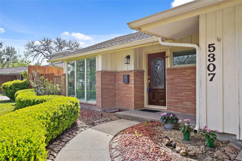 Houston, Texas, 77096, United States, 3 Bedrooms Bedrooms, ,3 BathroomsBathrooms,Residential,For Sale,1857598