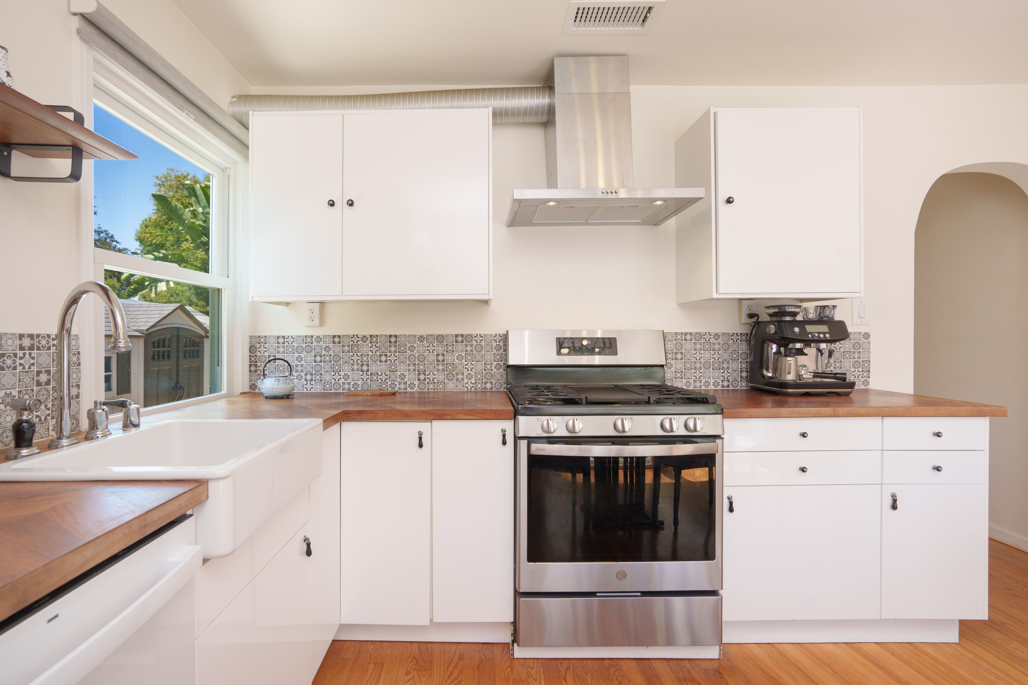  4931 Coolidge Avenue - 物件實景