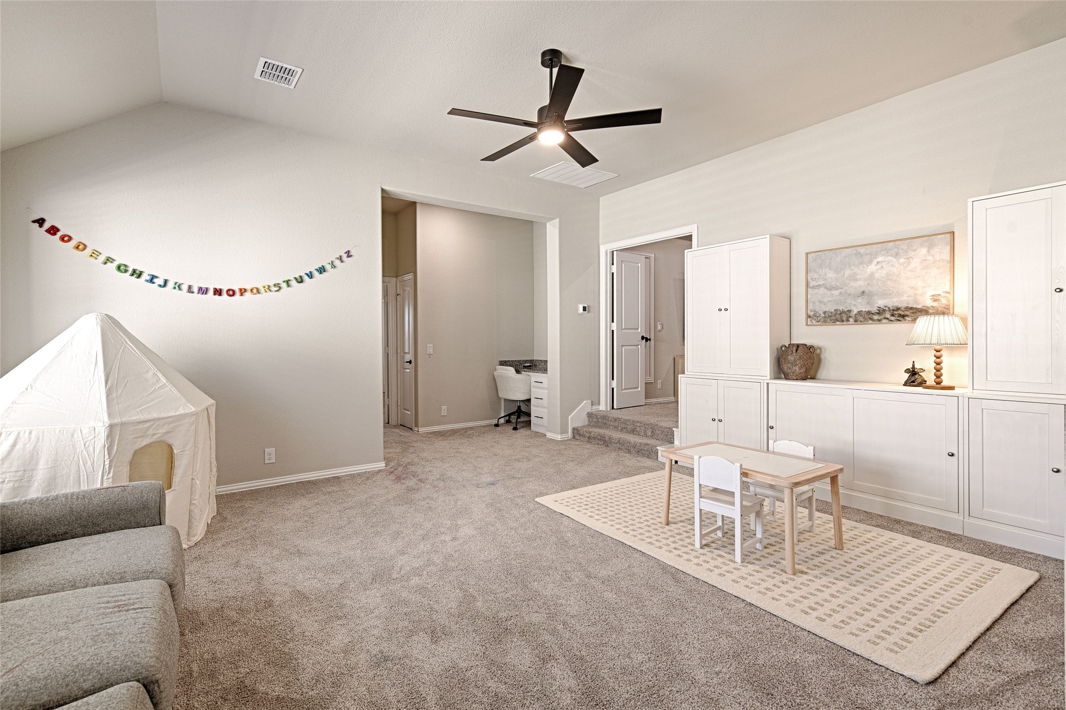 Burleson, Texas, 76028, United States, 4 Bedrooms Bedrooms, ,3 BathroomsBathrooms,Residential,For Sale,1954852