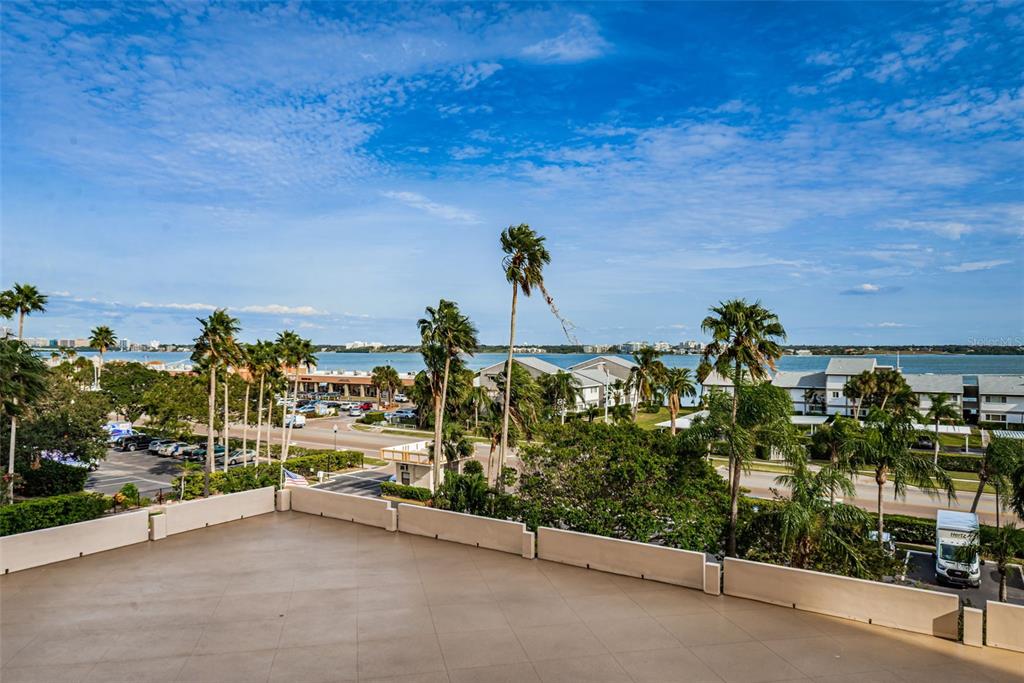 Clearwater Beach, Florida, 33767, United States, 2 Bedrooms Bedrooms, ,2 BathroomsBathrooms,Residential,For Sale,1744502