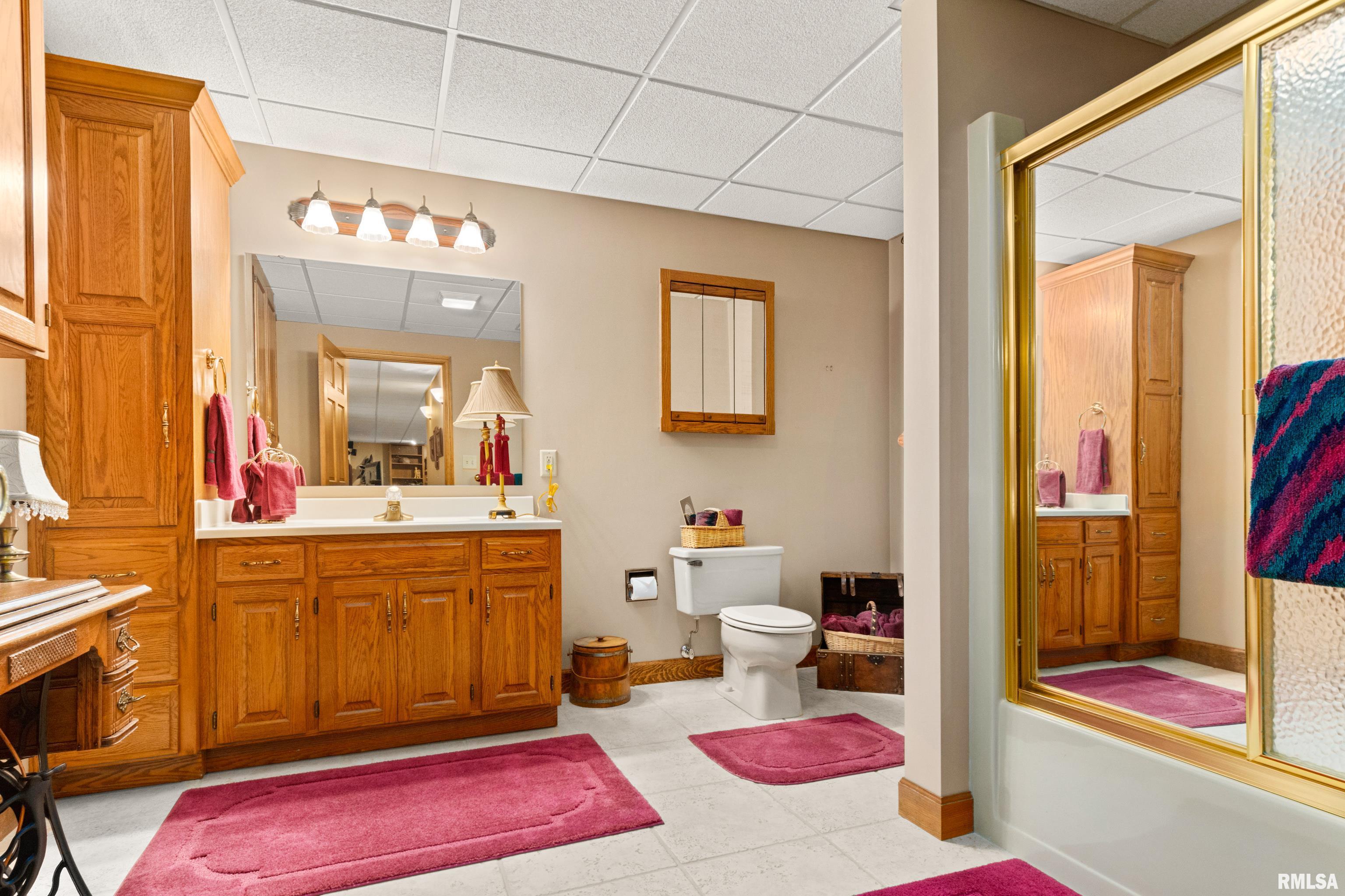Dunlap, Illinois, 61525, United States, 5 Bedrooms Bedrooms, ,4 BathroomsBathrooms,Residential,For Sale,1942150