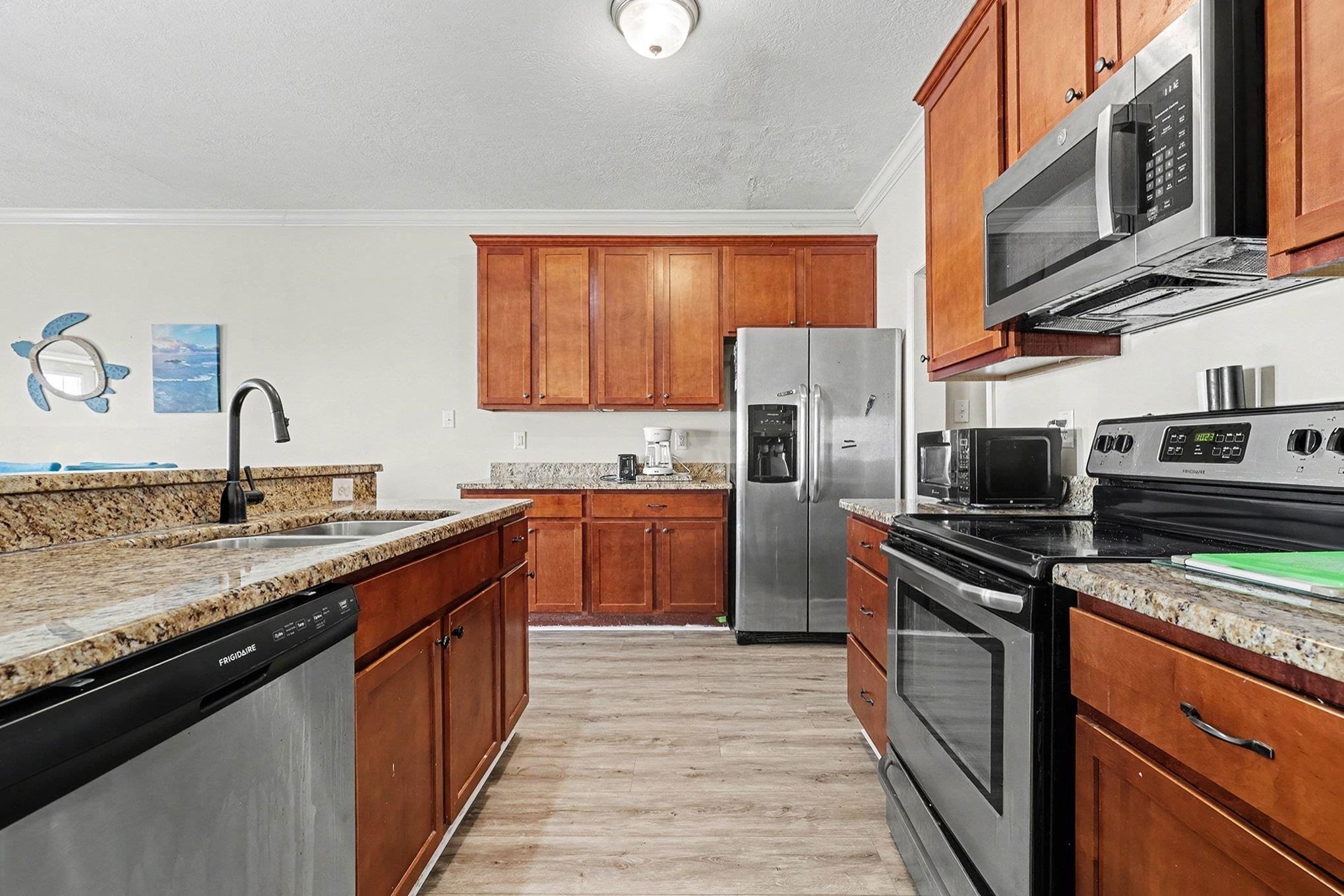 North Myrtle Beach, South Carolina, 29582, United States, 8 Bedrooms Bedrooms, ,7 BathroomsBathrooms,Residential,For Sale,2049472