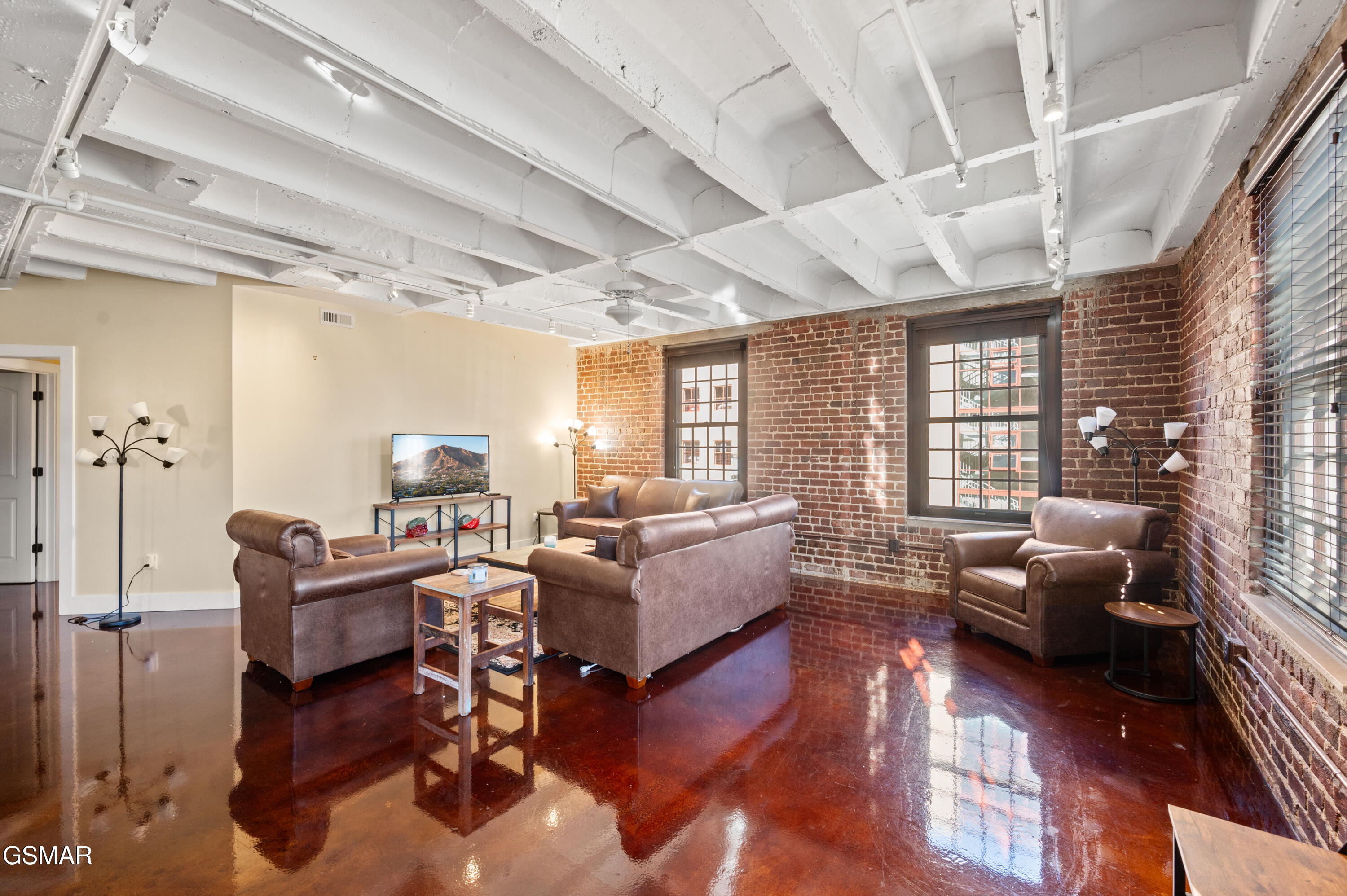 Knoxville, Tennessee, 37902, United States, 3 Bedrooms Bedrooms, ,3 BathroomsBathrooms,Residential,For Sale,2000047