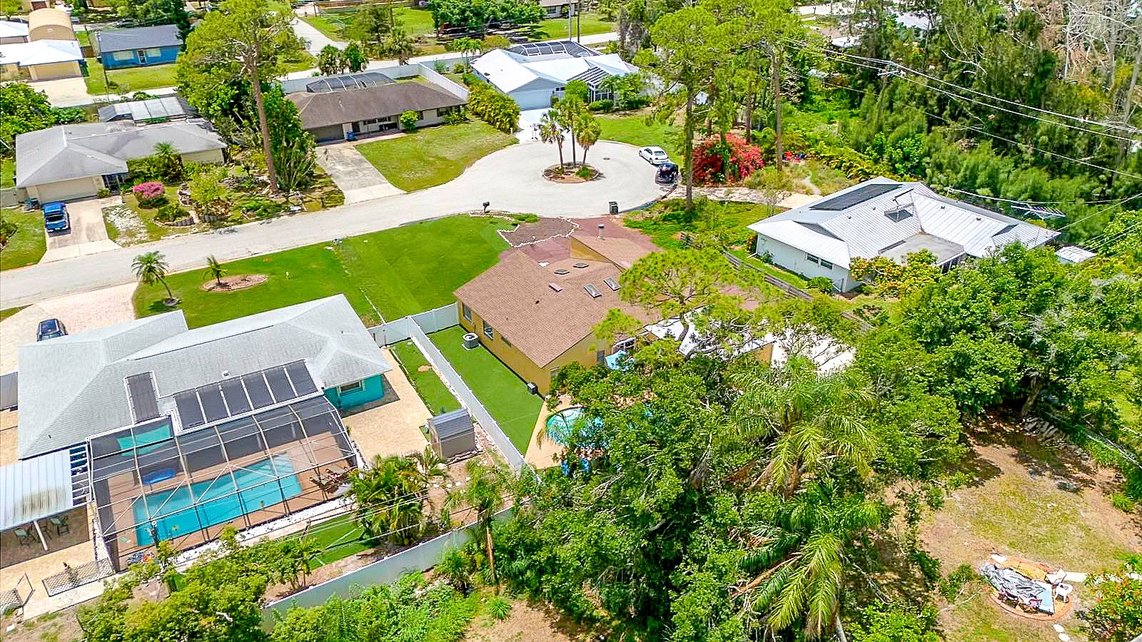 Sarasota, Florida, 34231, United States, 4 Bedrooms Bedrooms, ,2 BathroomsBathrooms,Residential,For Sale,1981224