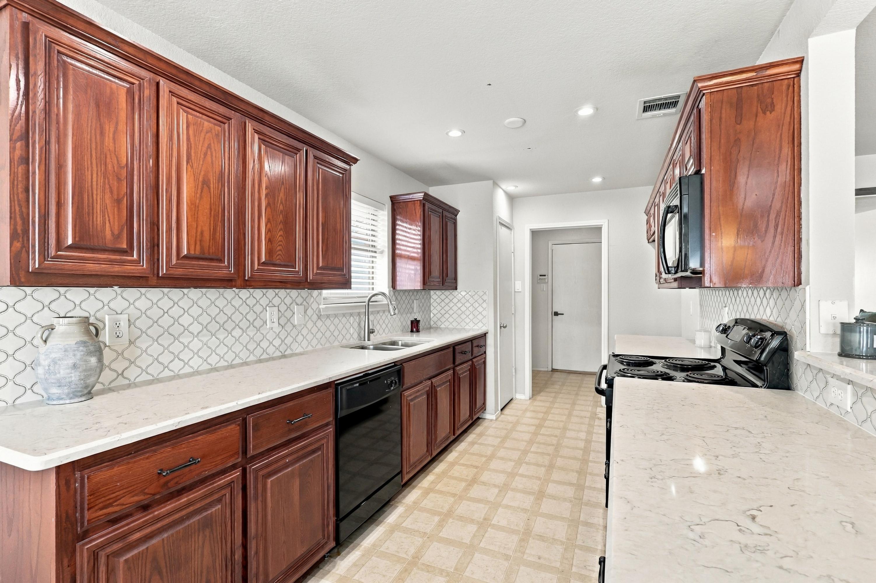  2325 Wakecrest Drive, Fort Worth, TX, 76108 - 物件實景