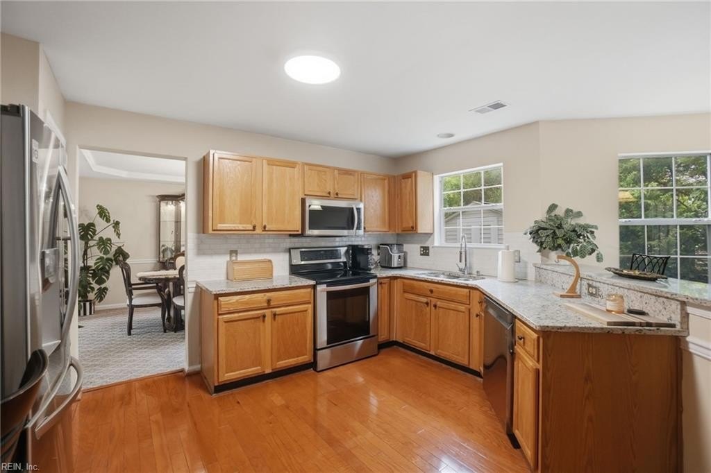 Virginia Beach, Virginia, 23456, United States, 4 Bedrooms Bedrooms, ,3 BathroomsBathrooms,Residential,For Sale,2048276