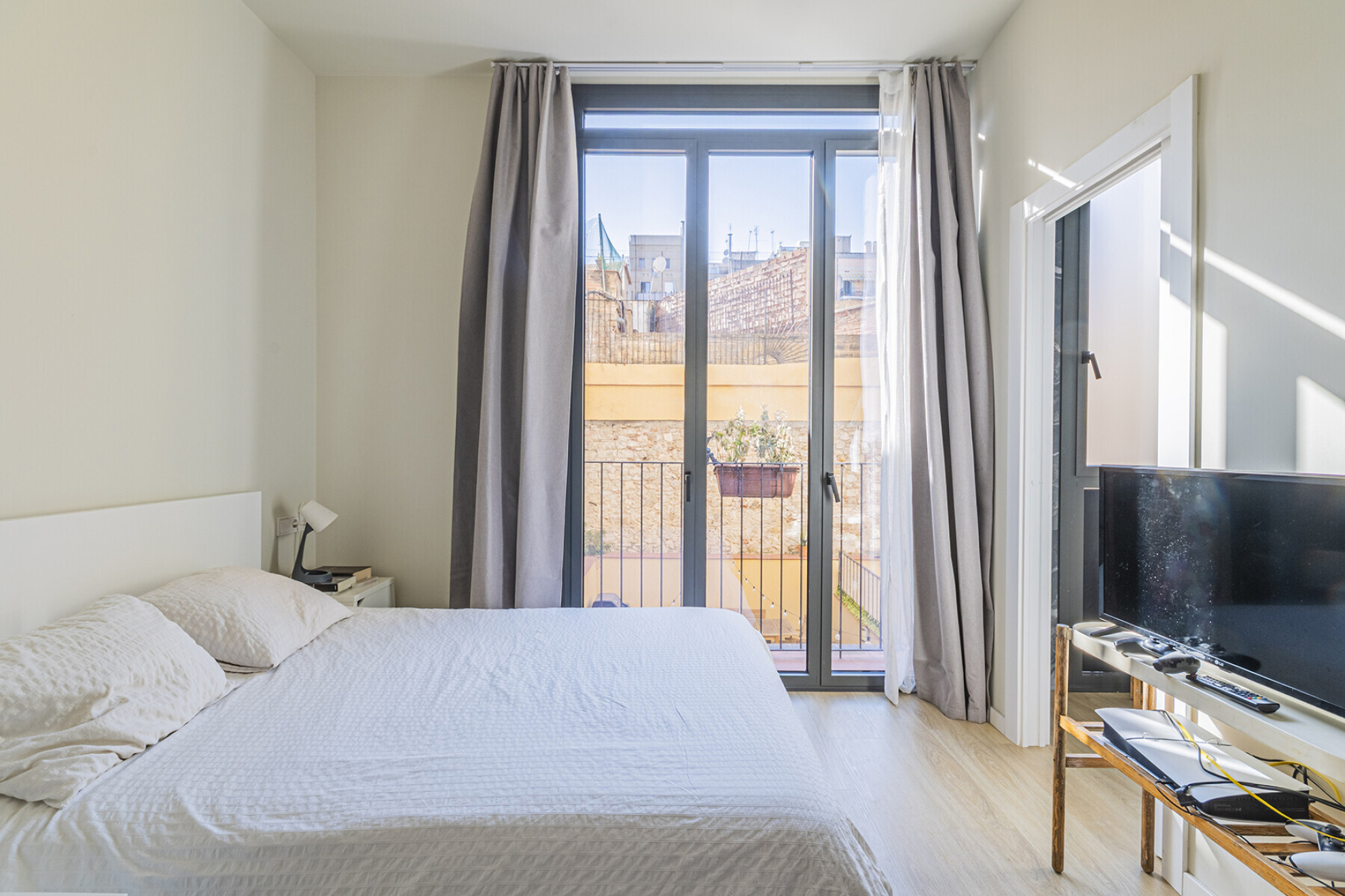  Exclusive new-construction ground-floor duplex with a terrace on Gran Via - 物件實景