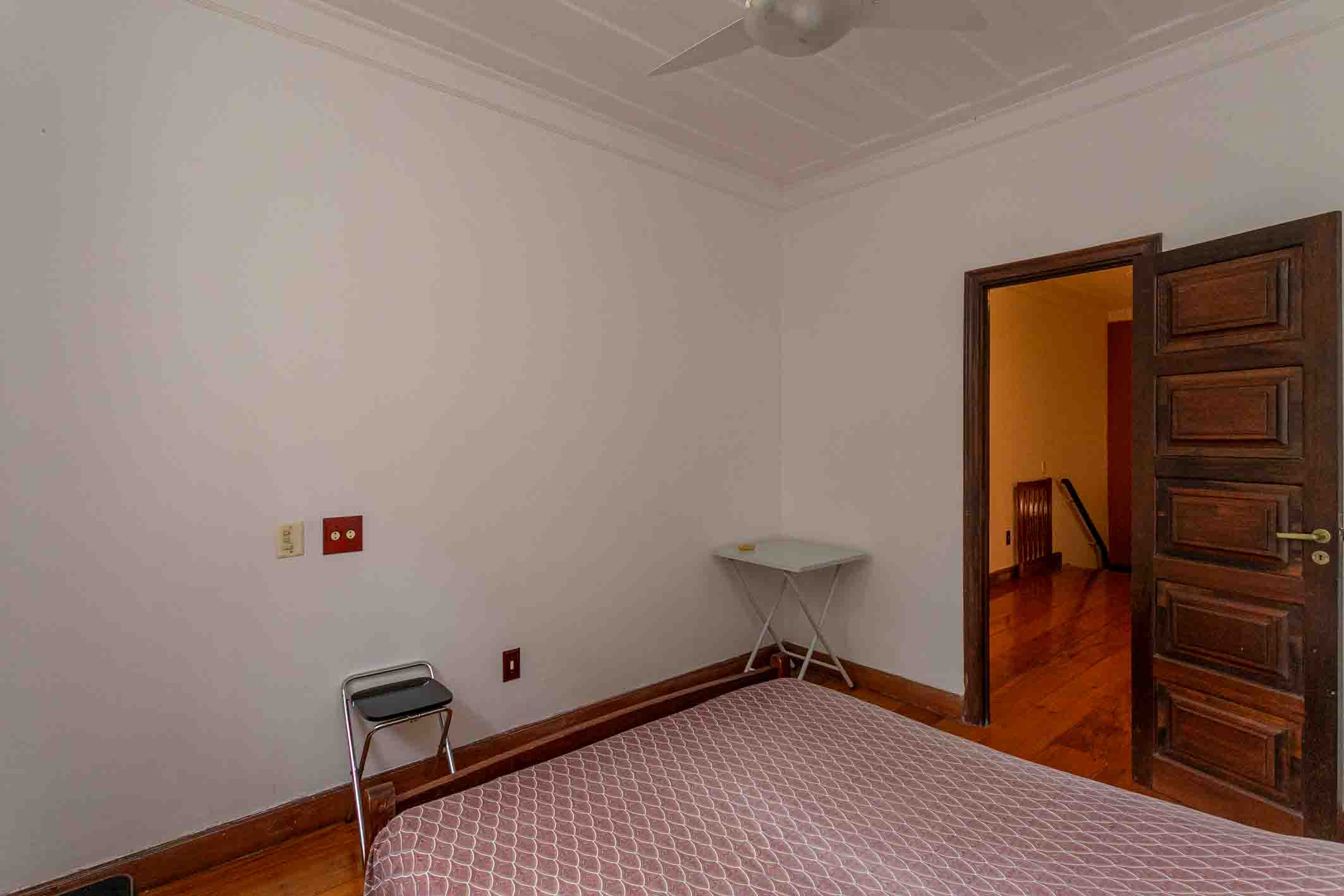  Residence on a quiet street with expansion potential - 物件實景
