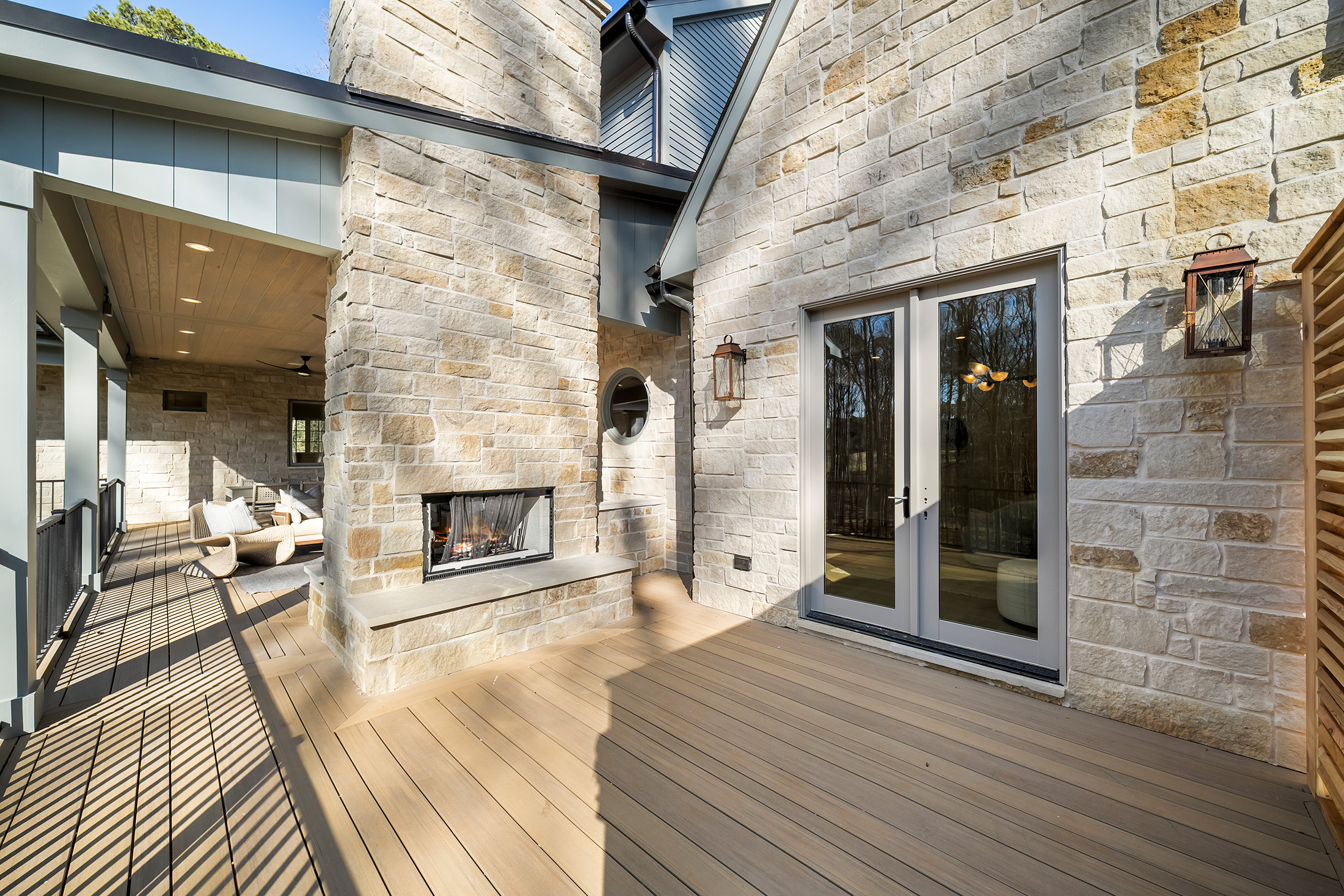  Timeless Craftsmanship in Gated Estate on Over Two Private Acres - 物件實景
