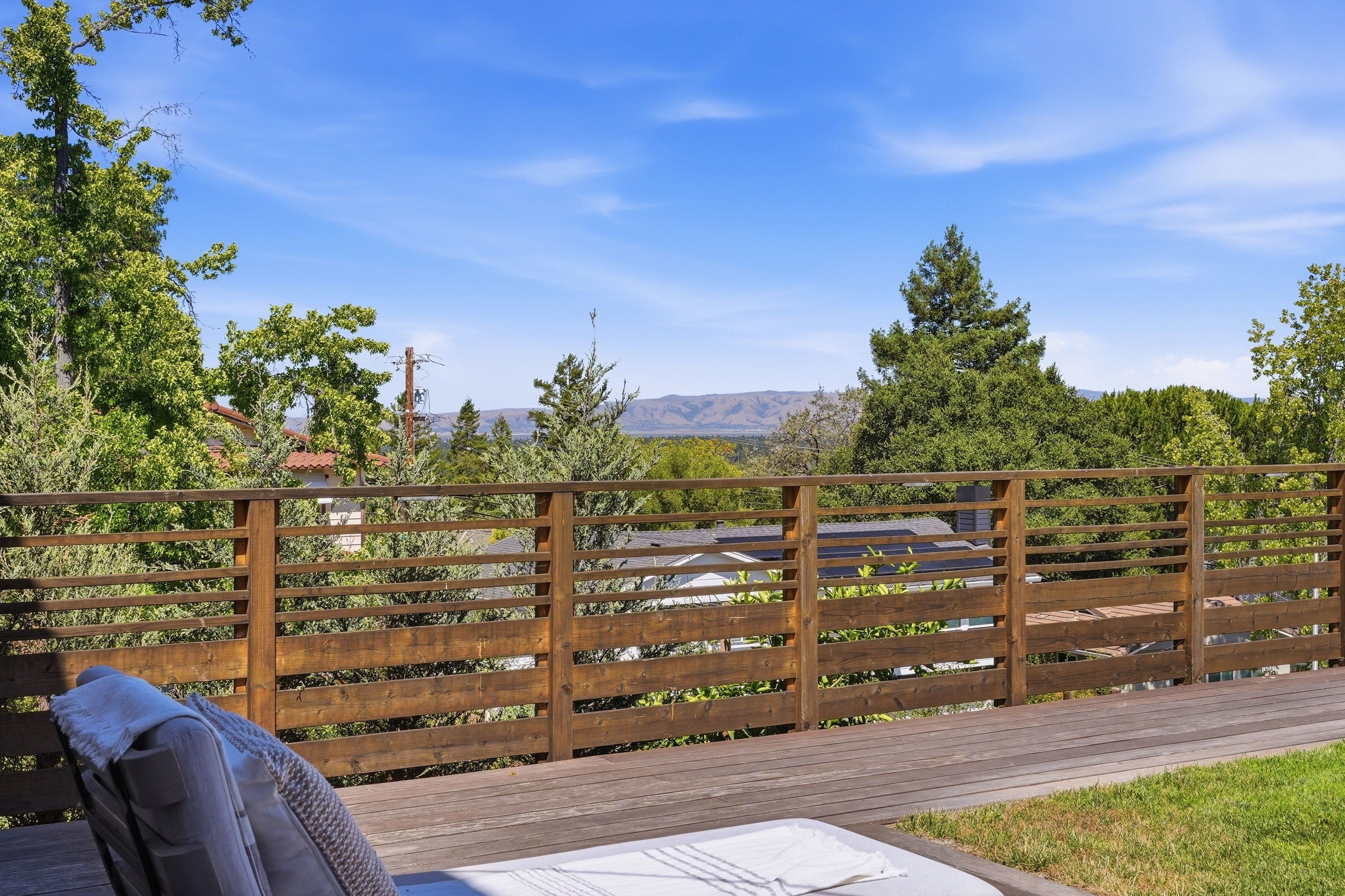  Turn-key with Views in Farm Hill Estates - 物件實景