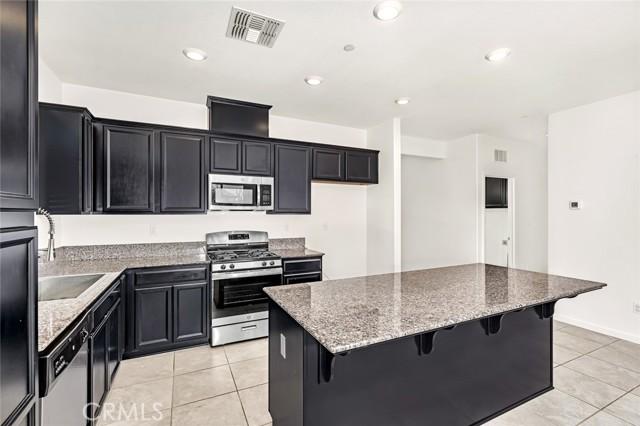 Los Banos, California, 93635, United States, 4 Bedrooms Bedrooms, ,3 BathroomsBathrooms,Residential,For Sale,1982333