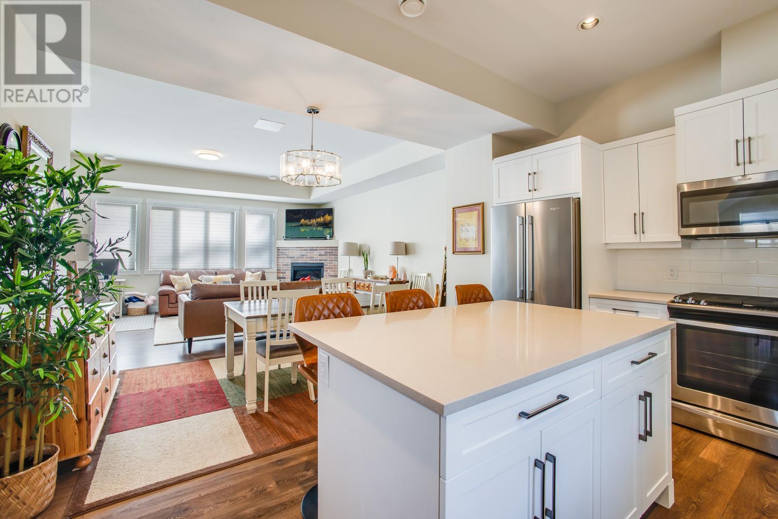 LAKE COUNTRY, British Columbia, V4V 1H8, CA, 4 Bedrooms Bedrooms, ,2 BathroomsBathrooms,Residential,For Sale,1906166