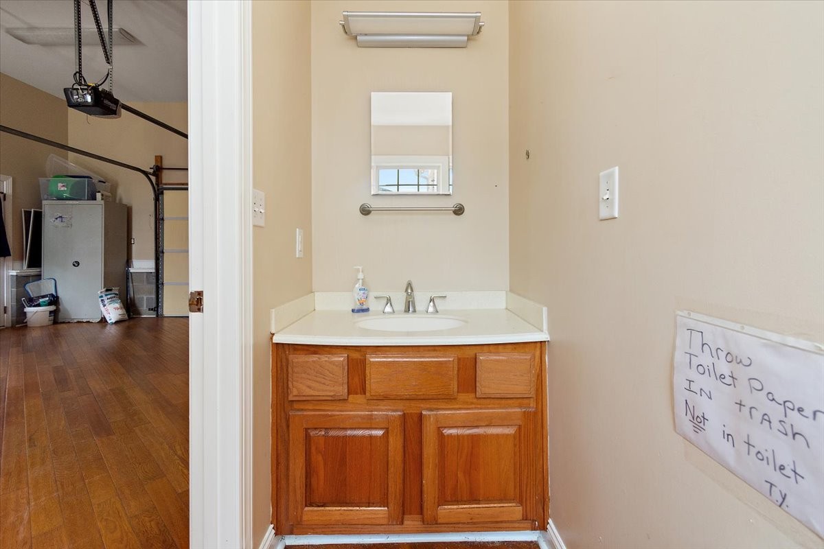 Bell Buckle, Tennessee, 37020, United States, 3 Bedrooms Bedrooms, ,3 BathroomsBathrooms,Residential,For Sale,1898483