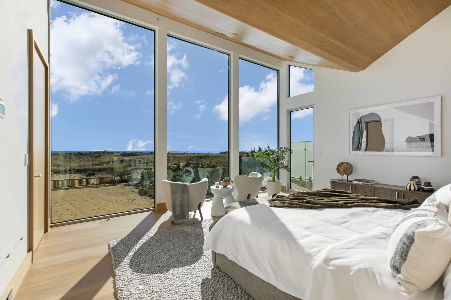  BRAND NEW MODERN OCEANFRONT w/ POOL on 2.6 ACRES IN AMAGANSETT - 物件實景