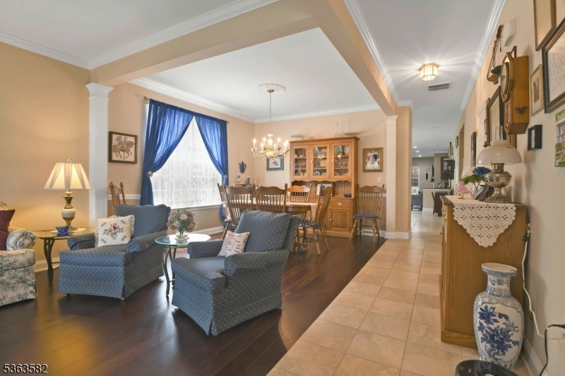 Jackson Twp., New Jersey, 08527, United States, 3 Bedrooms Bedrooms, ,2 BathroomsBathrooms,Residential,For Sale,1849721