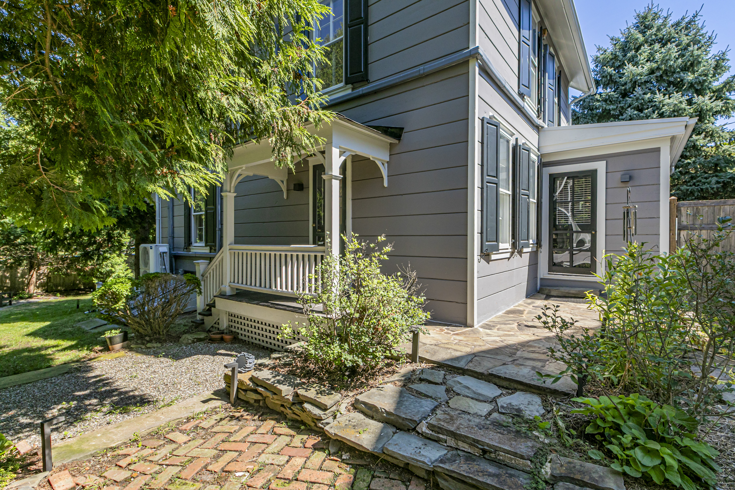  A Garden-Filled Victorian in the Heart of Hopewell Borough - 物件實景
