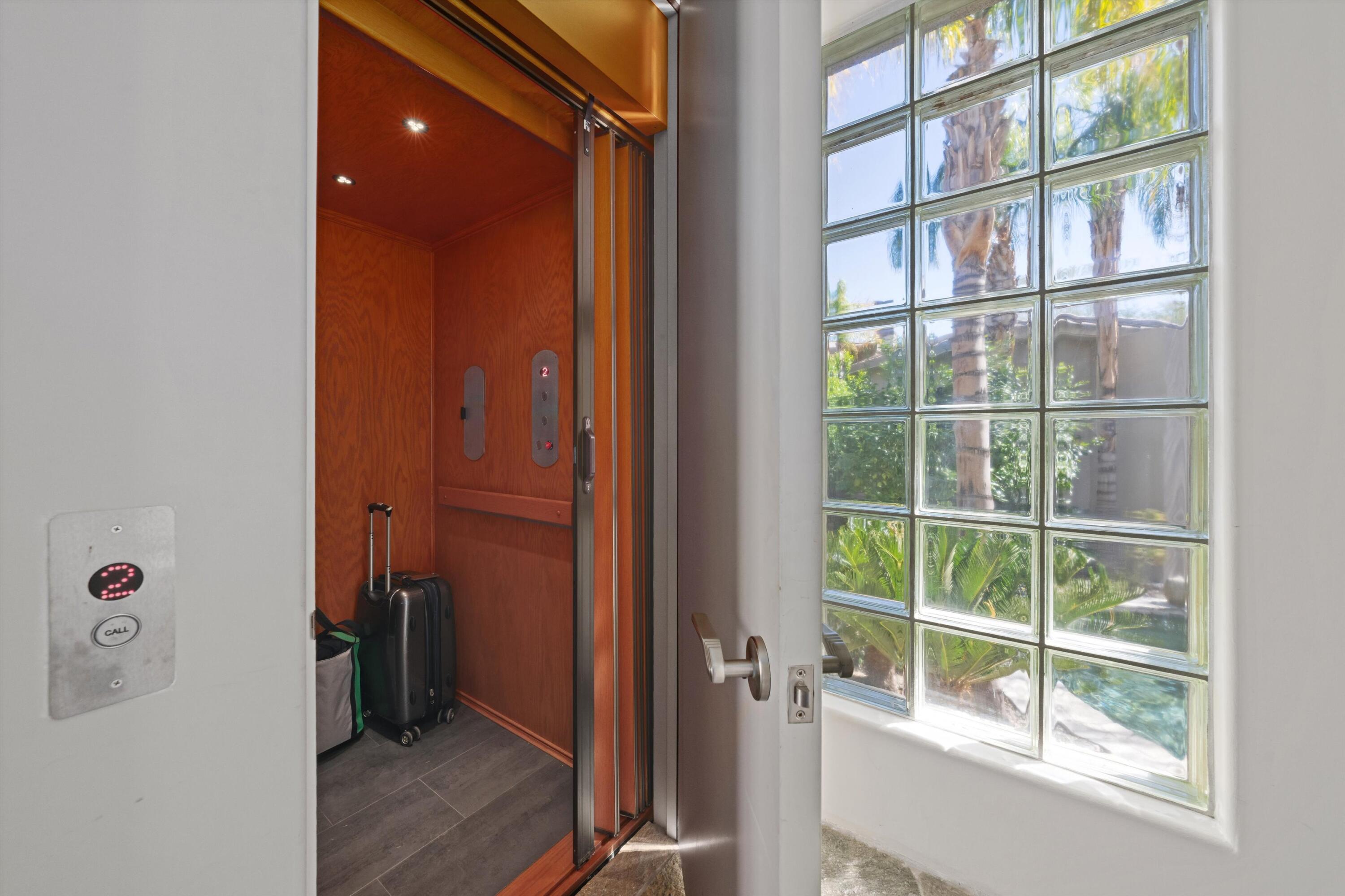 Palm Desert, California, 92260, United States, 4 Bedrooms Bedrooms, ,6 BathroomsBathrooms,Residential,For Sale,2002034